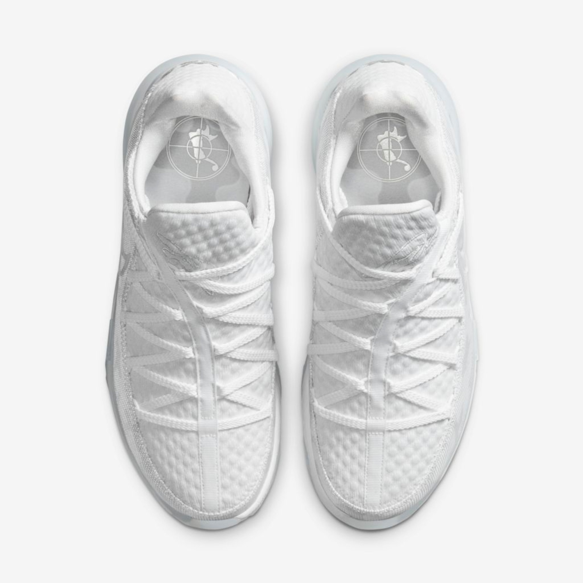 Tênis Nike LeBron 17 Low Masculino - Foto 4