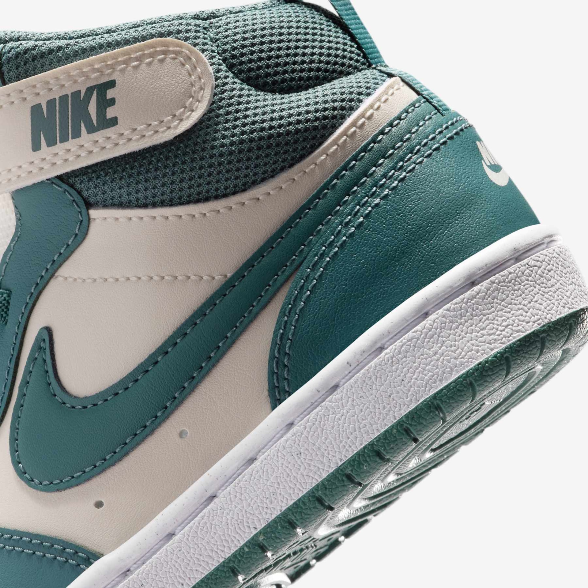 Tênis Nike Court Borough Mid 2 Infantil - Foto 8