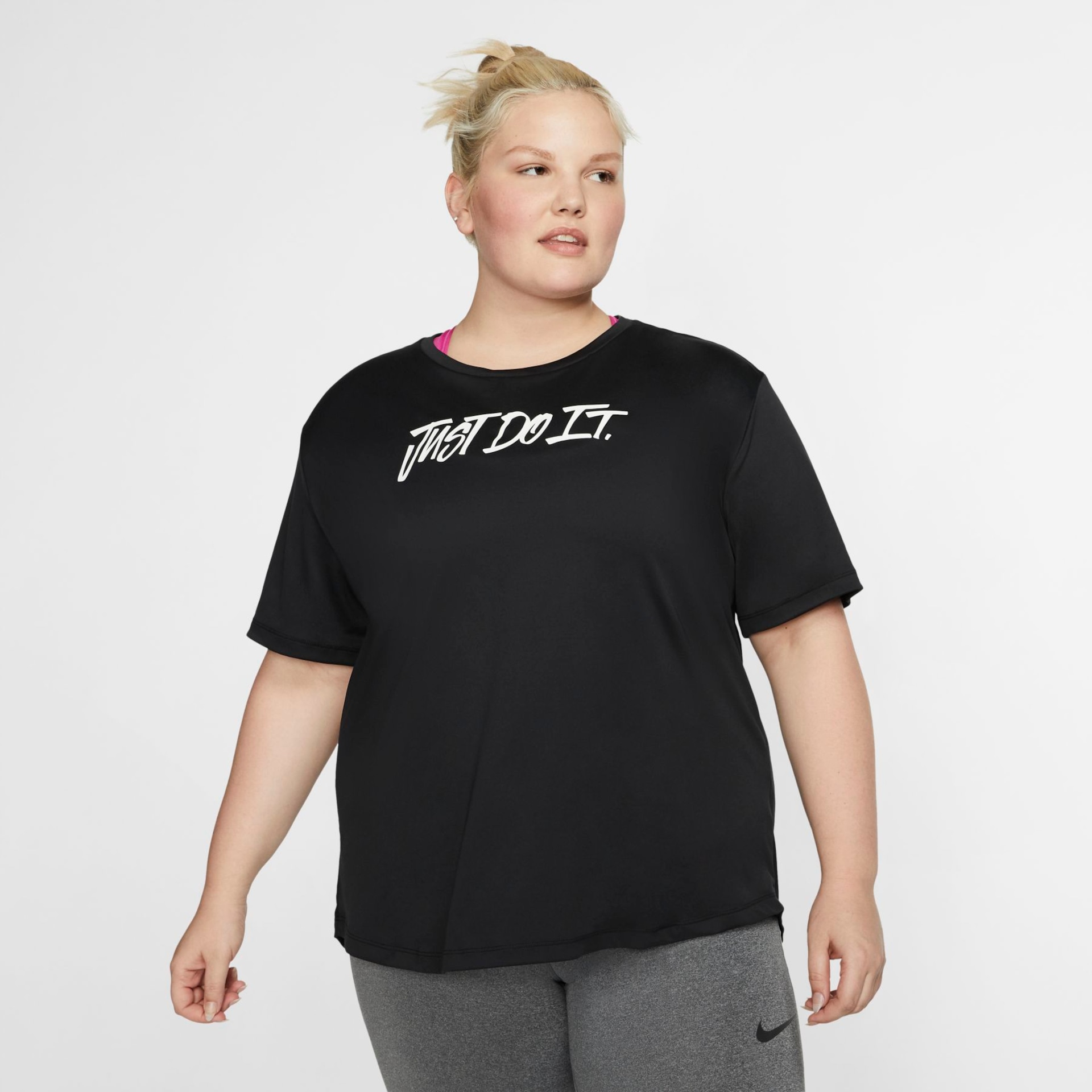 Plus Size - Camiseta Nike "Just Do It" Feminina - Foto 1