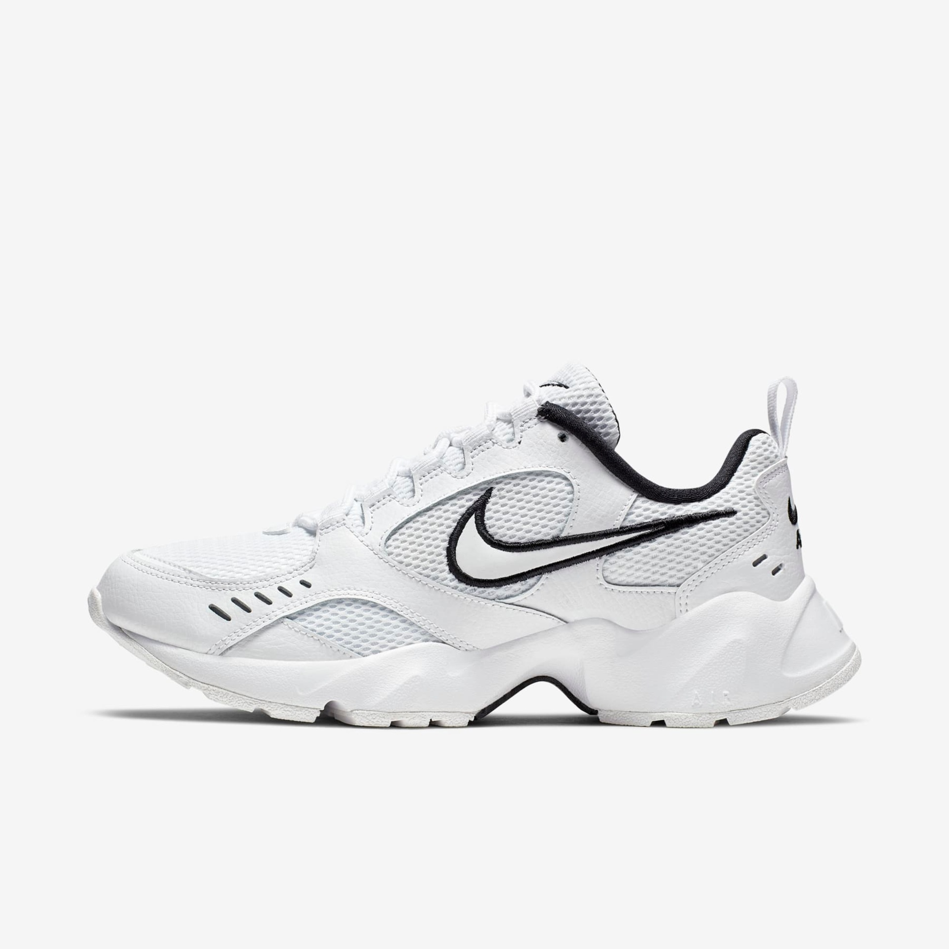 Tênis Nike Air Heights Feminino - Foto 1