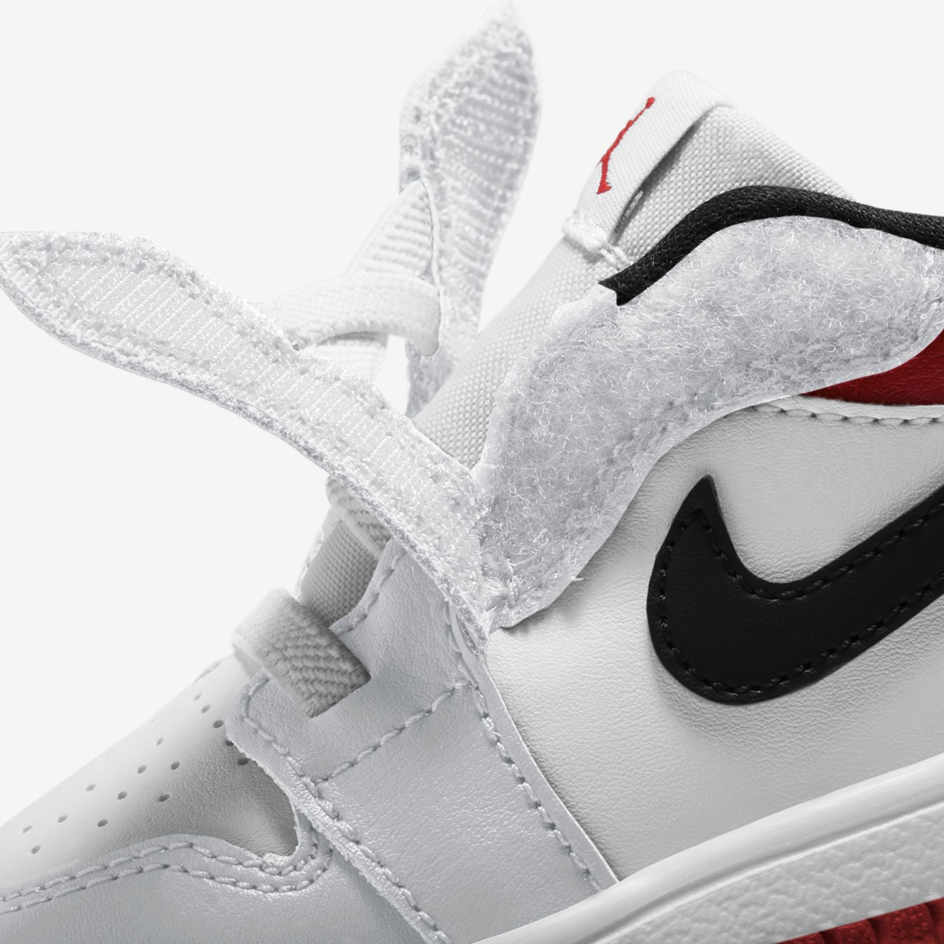 Tênis Jordan 1 Low Alt Infantil - Foto 4