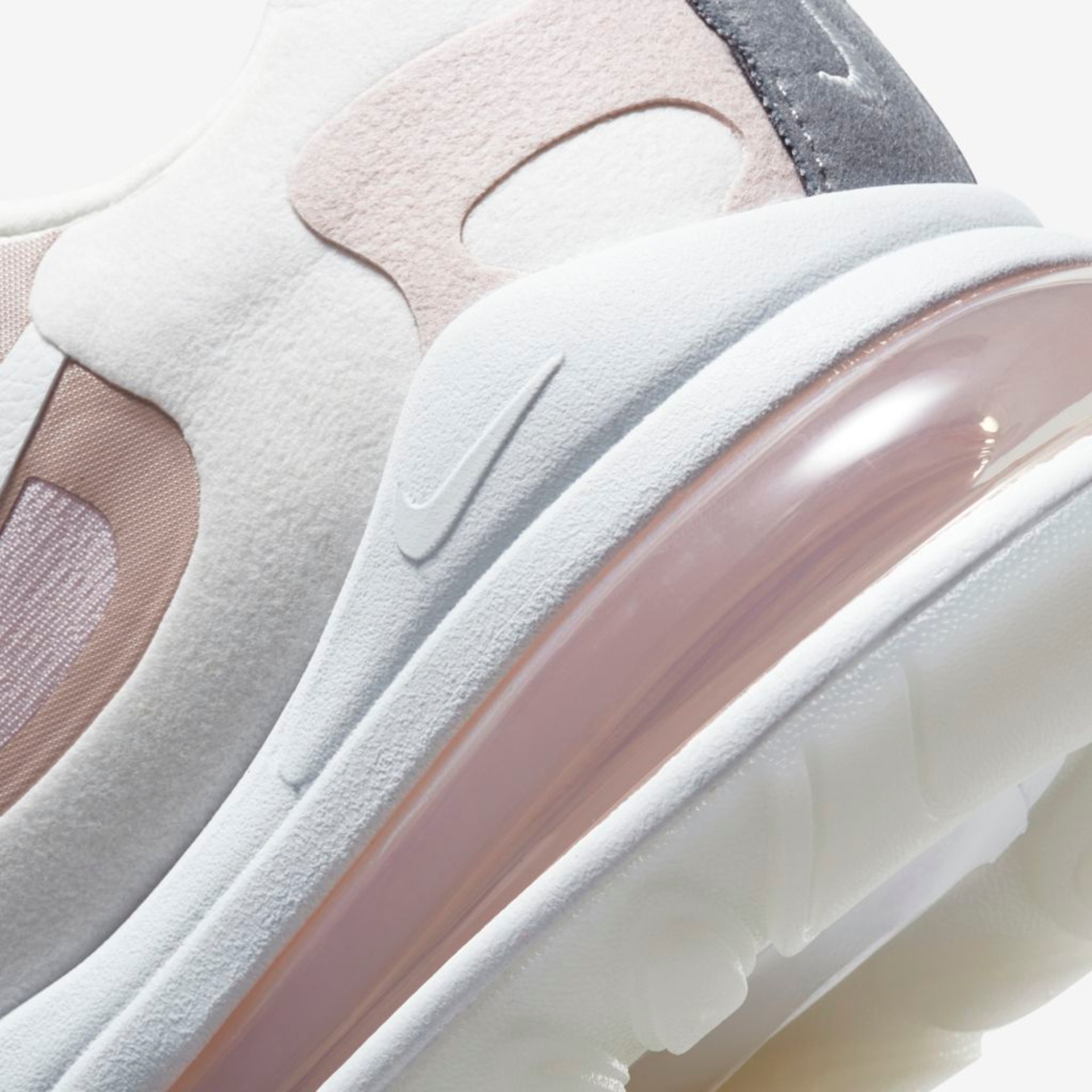 Tênis Nike Air Max 270 React Feminino - Foto 8