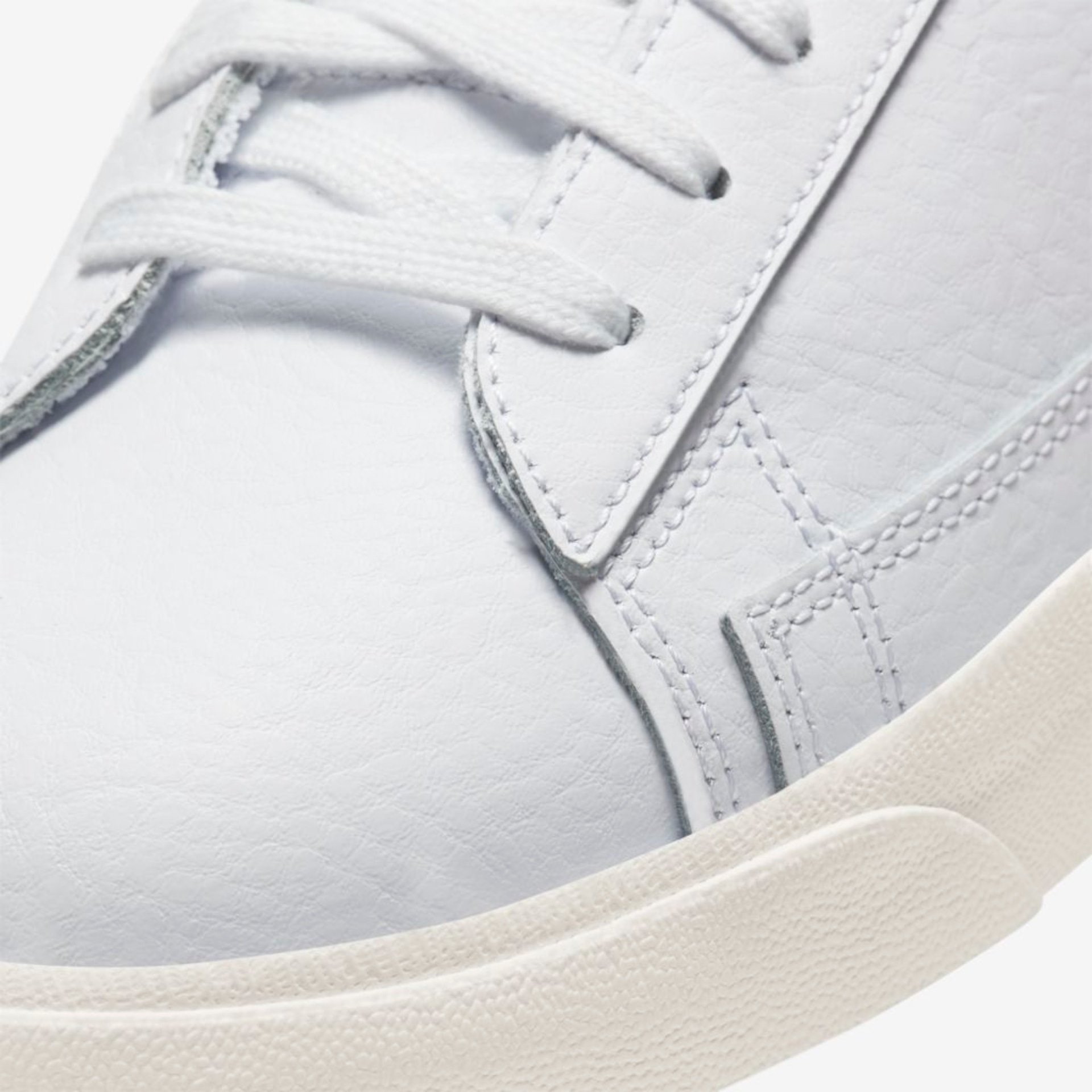 Tênis Nike Blazer Low Leather Masculino - Foto 7