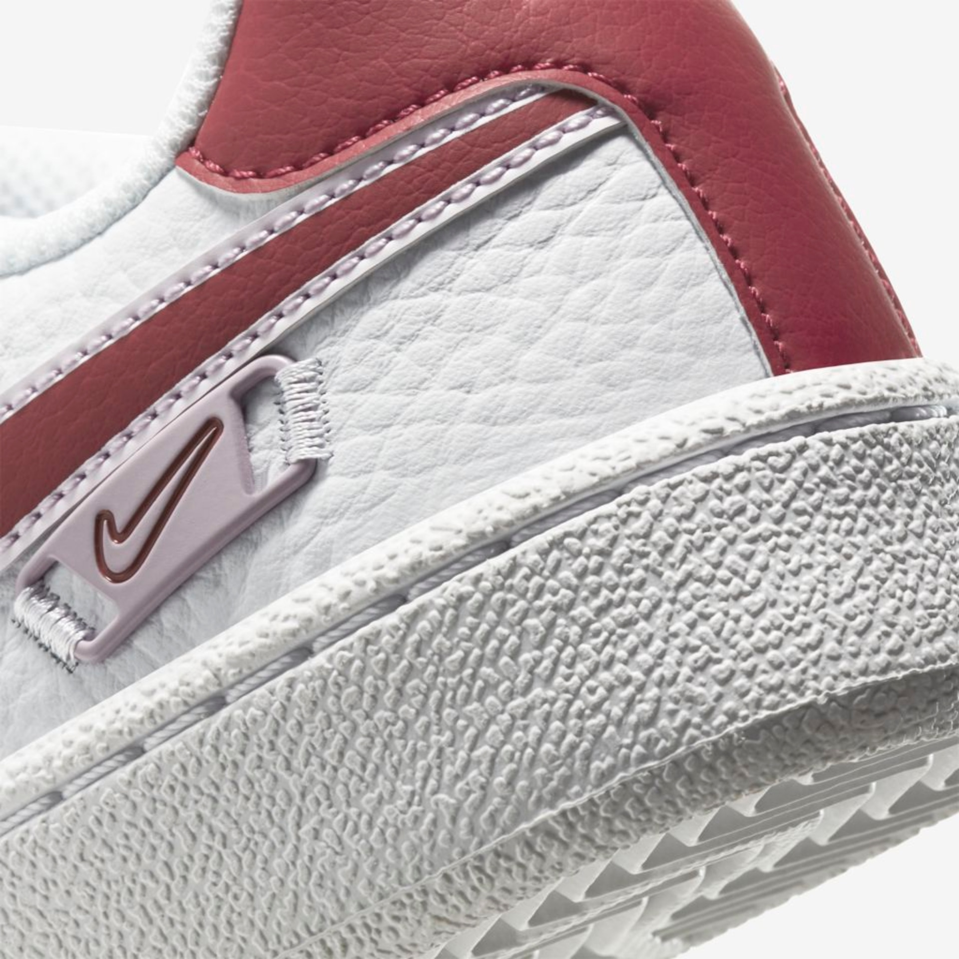 Tênis Nike Court Royale Valentine's Day Feminino - Foto 8