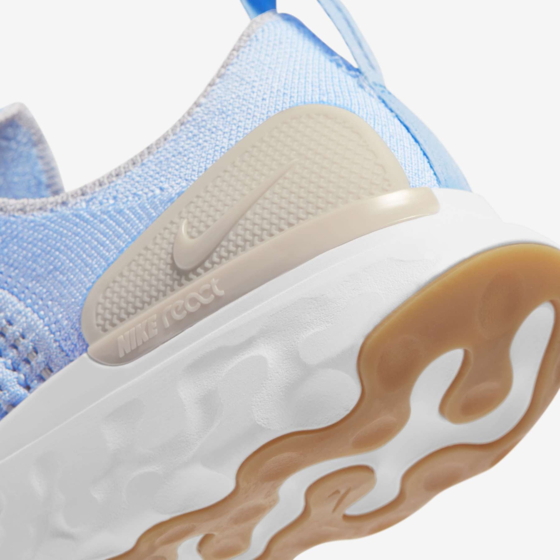 Tênis Nike React Phantom Run Flyknit 2 Feminino - Foto 8