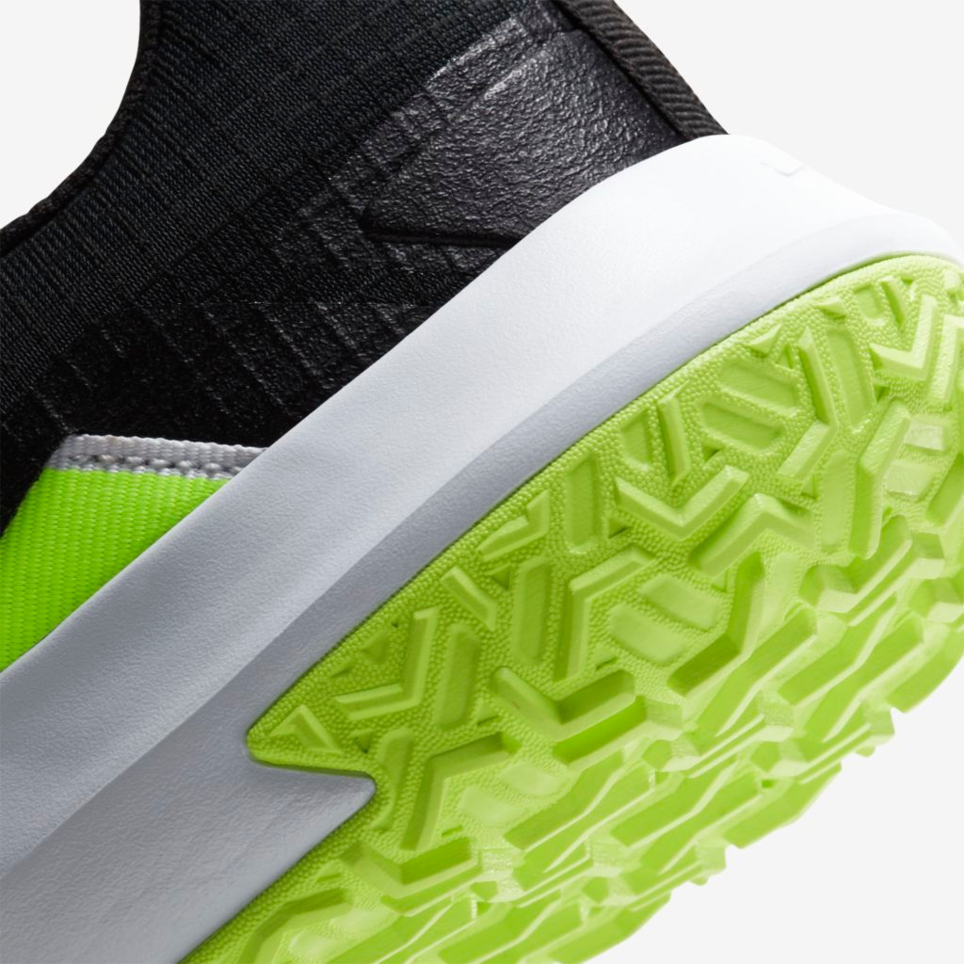 TENIS NIKE VARSITY COMPETE TR 3 - Foto 8