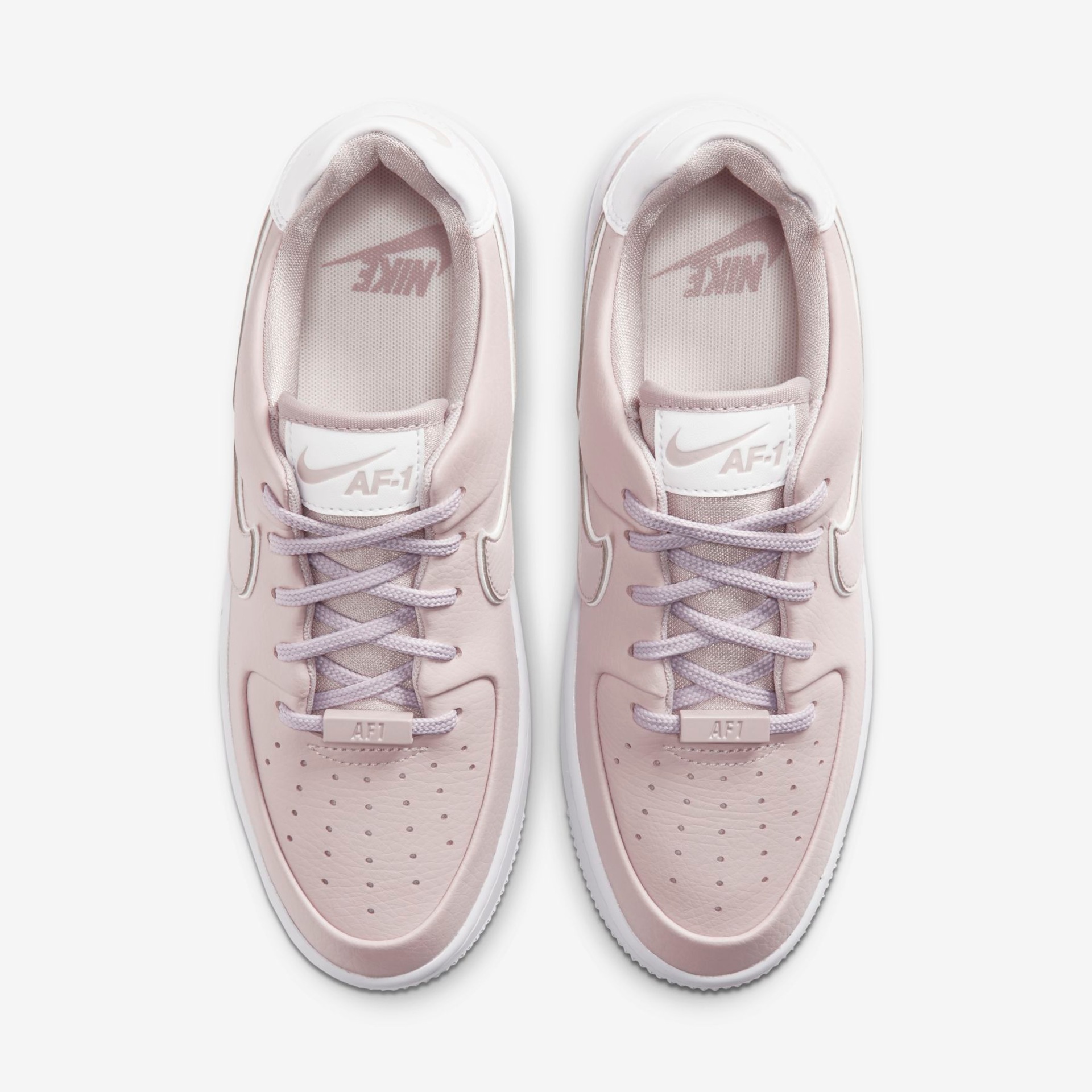 Tênis Nike Air Force 1 Sage Low Feminino - Foto 4