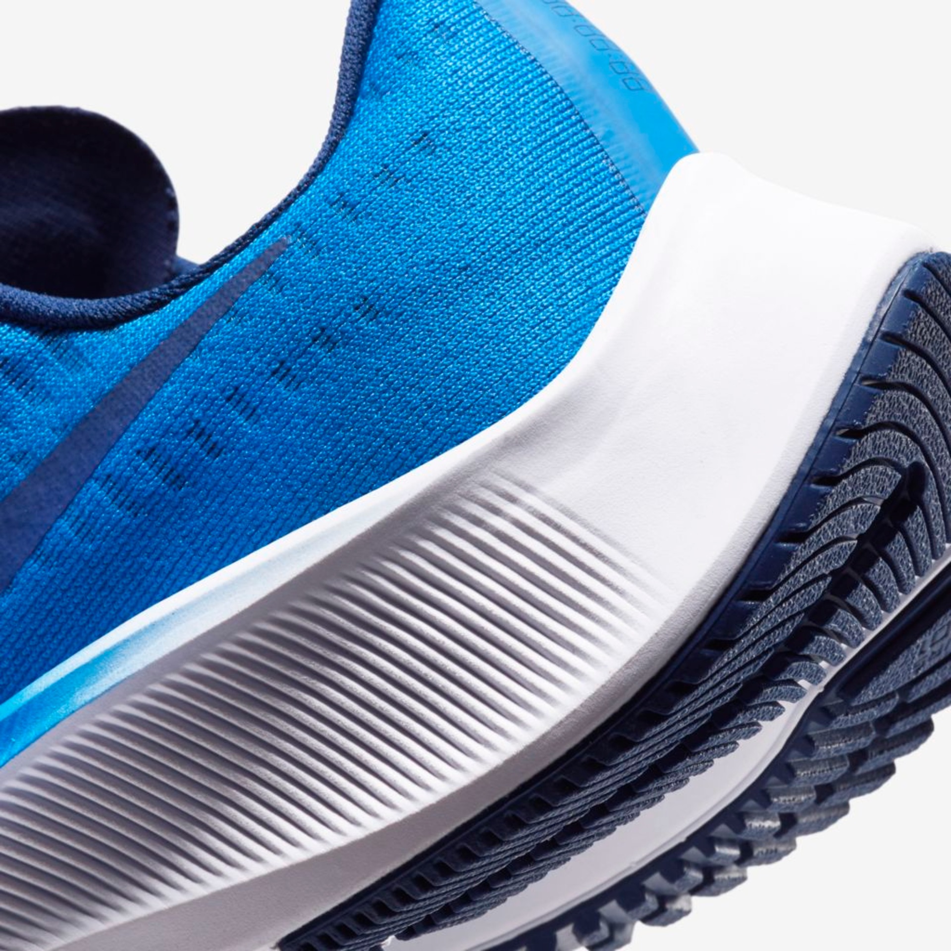 Tênis Nike Air Zoom Pegasus 37 Infantil - Foto 8