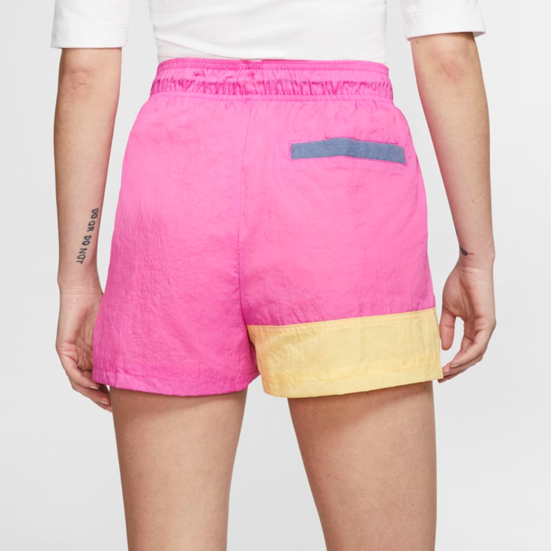 Shorts Nike Sportswear Icon Clash Feminino - Foto 3
