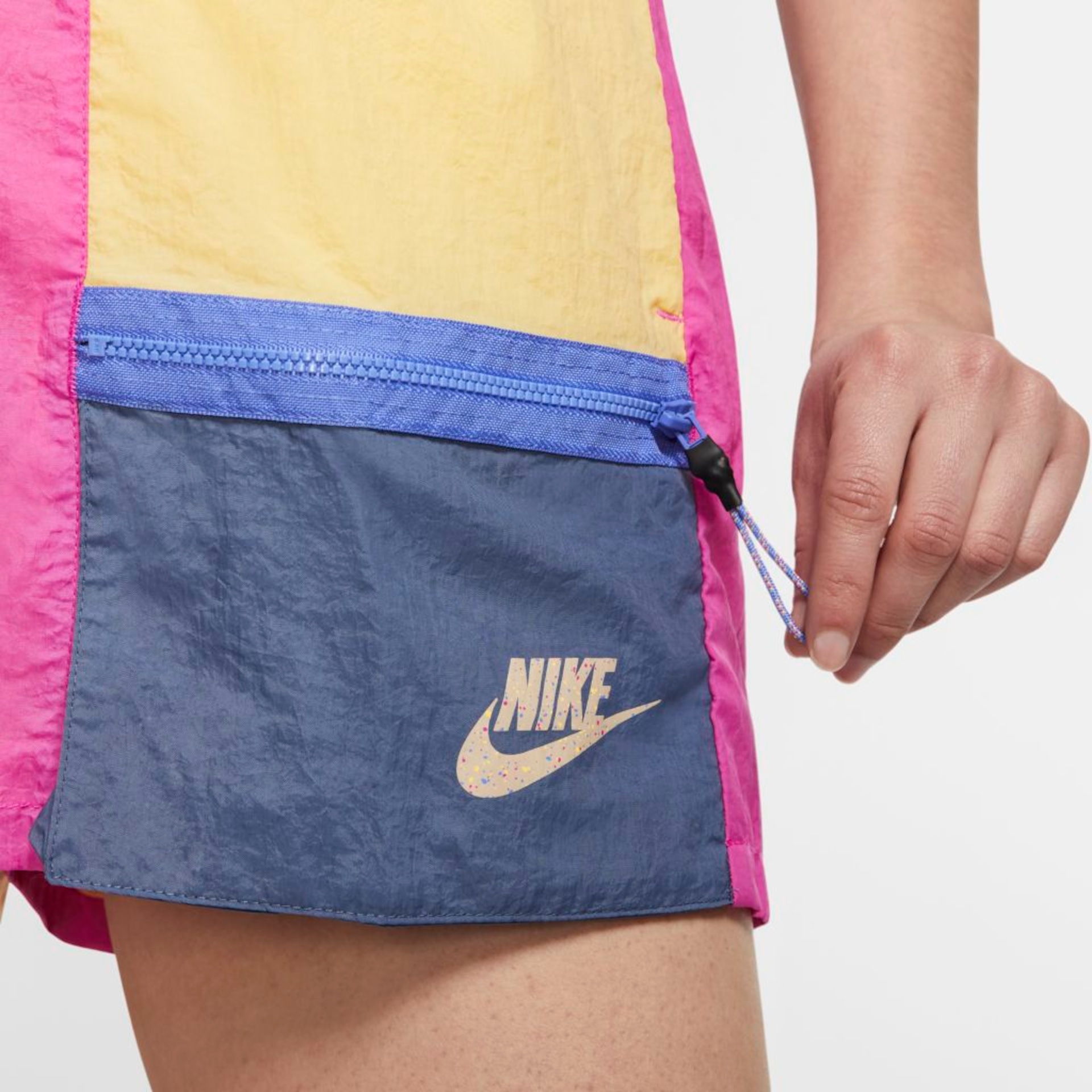 Shorts Nike Sportswear Icon Clash Feminino - Foto 4