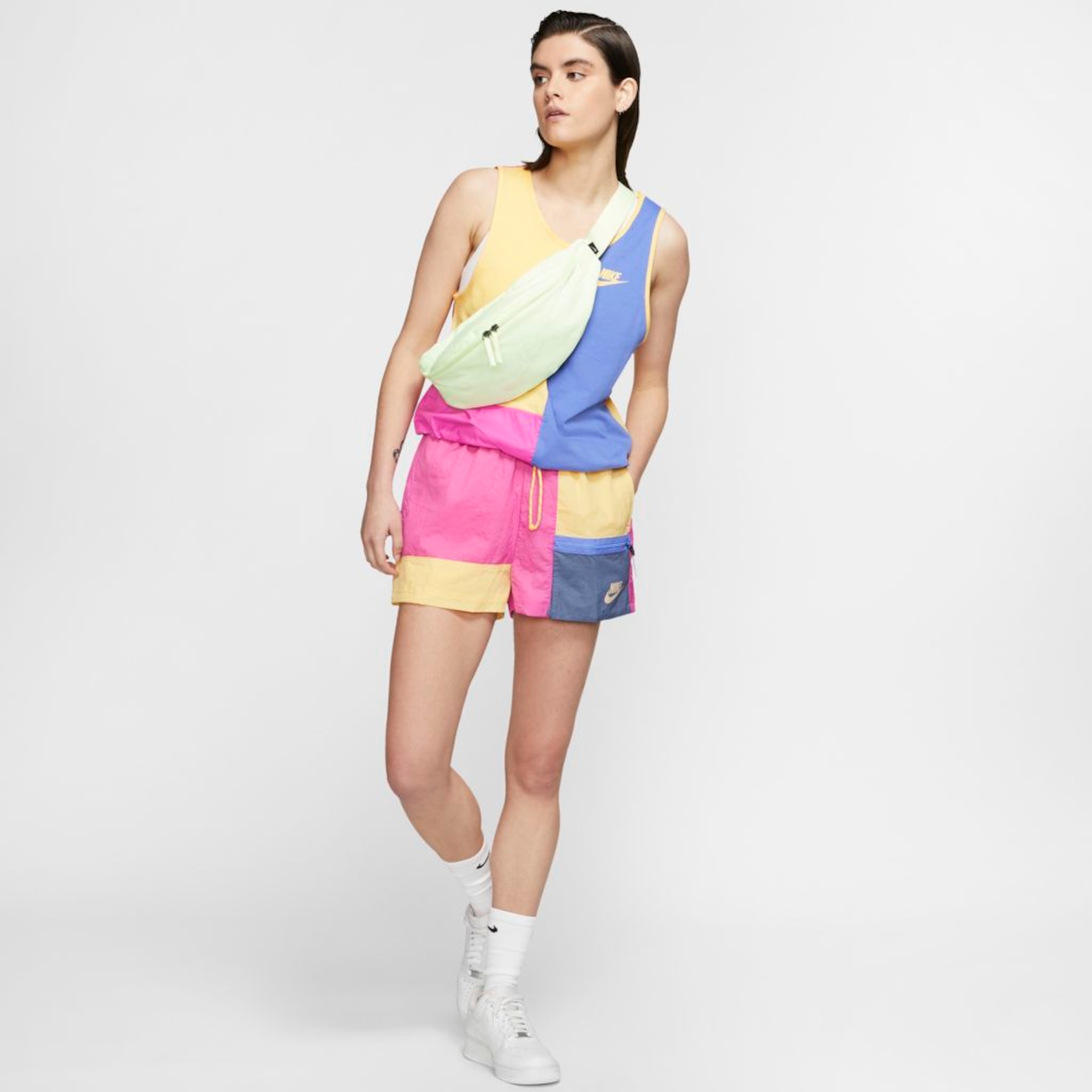 Shorts Nike Sportswear Icon Clash Feminino - Foto 8