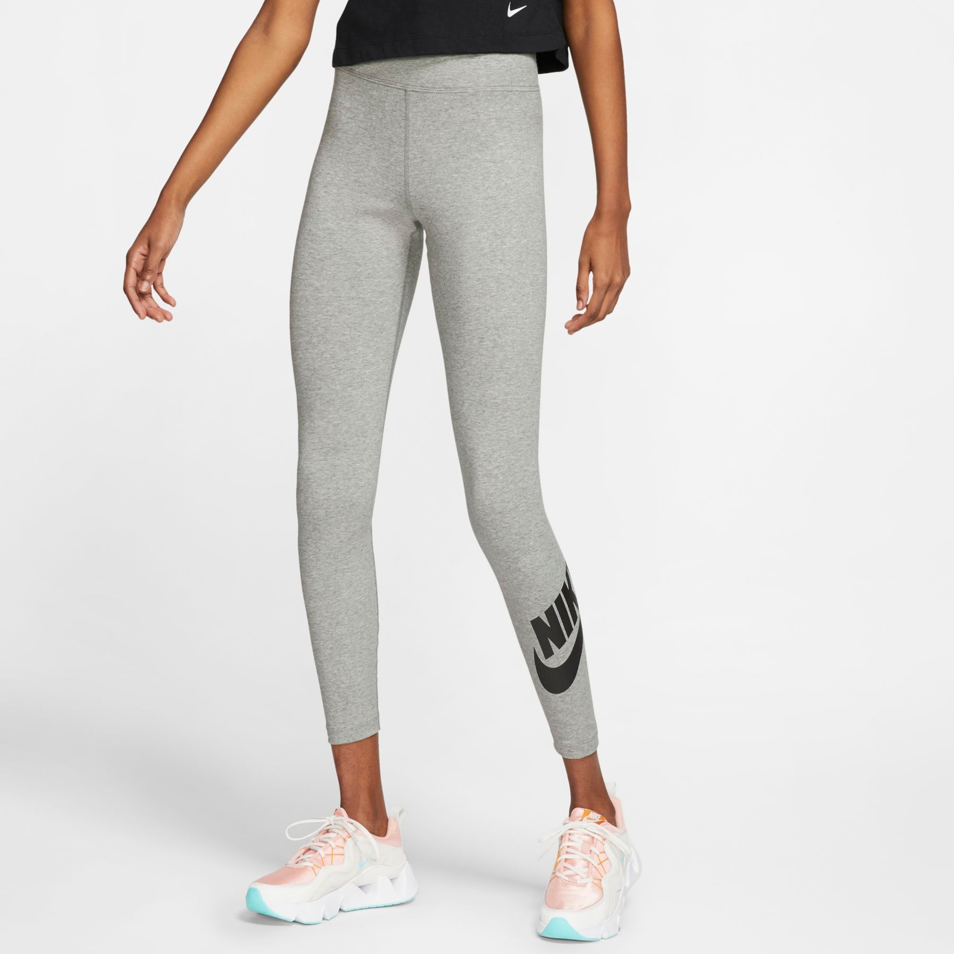 Legging Nike Sportswear Feminina - Foto 1