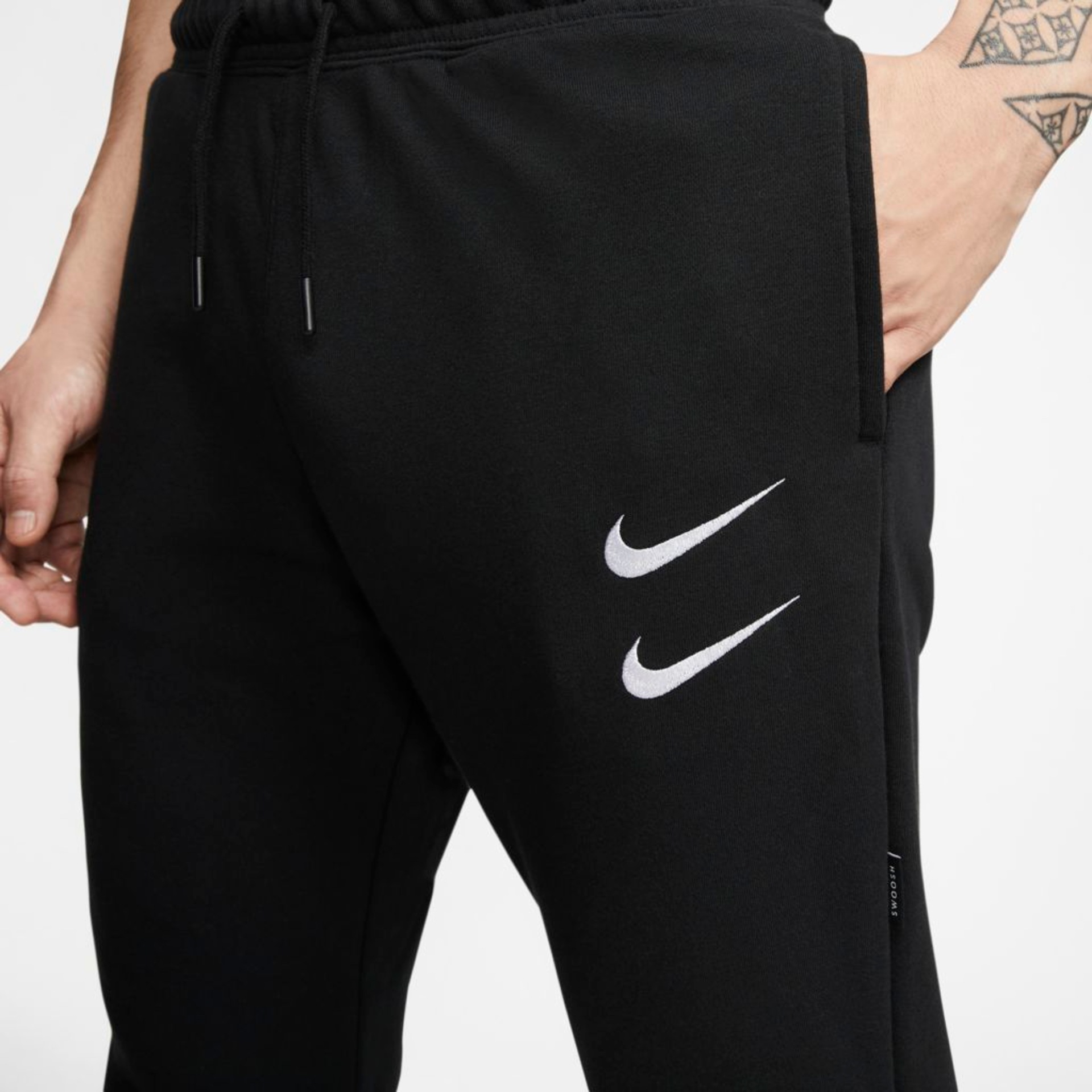 Calça Nike Sportswear Swoosh Masculina - Foto 3