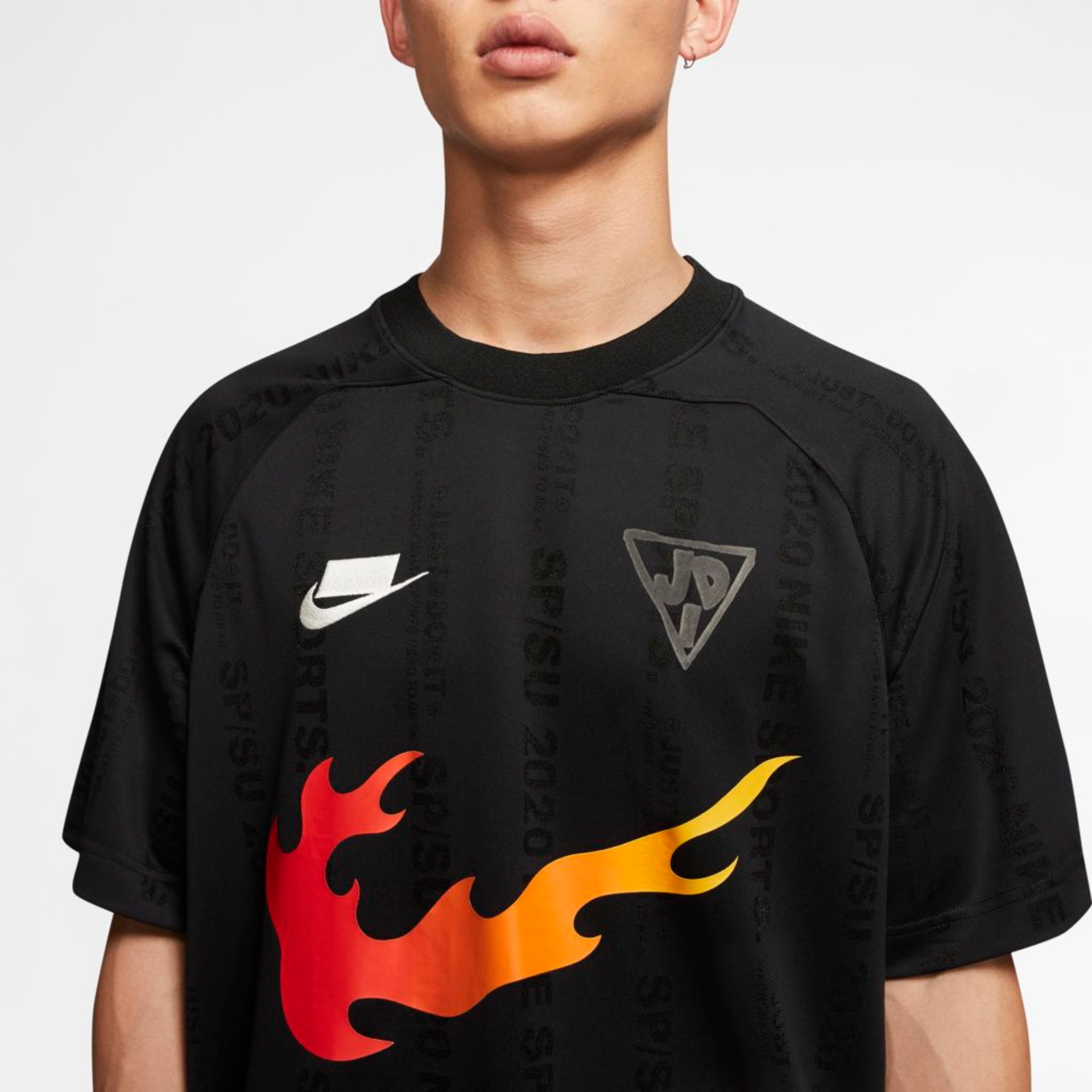 Camisa Nike Sportswear Masculina - Foto 3