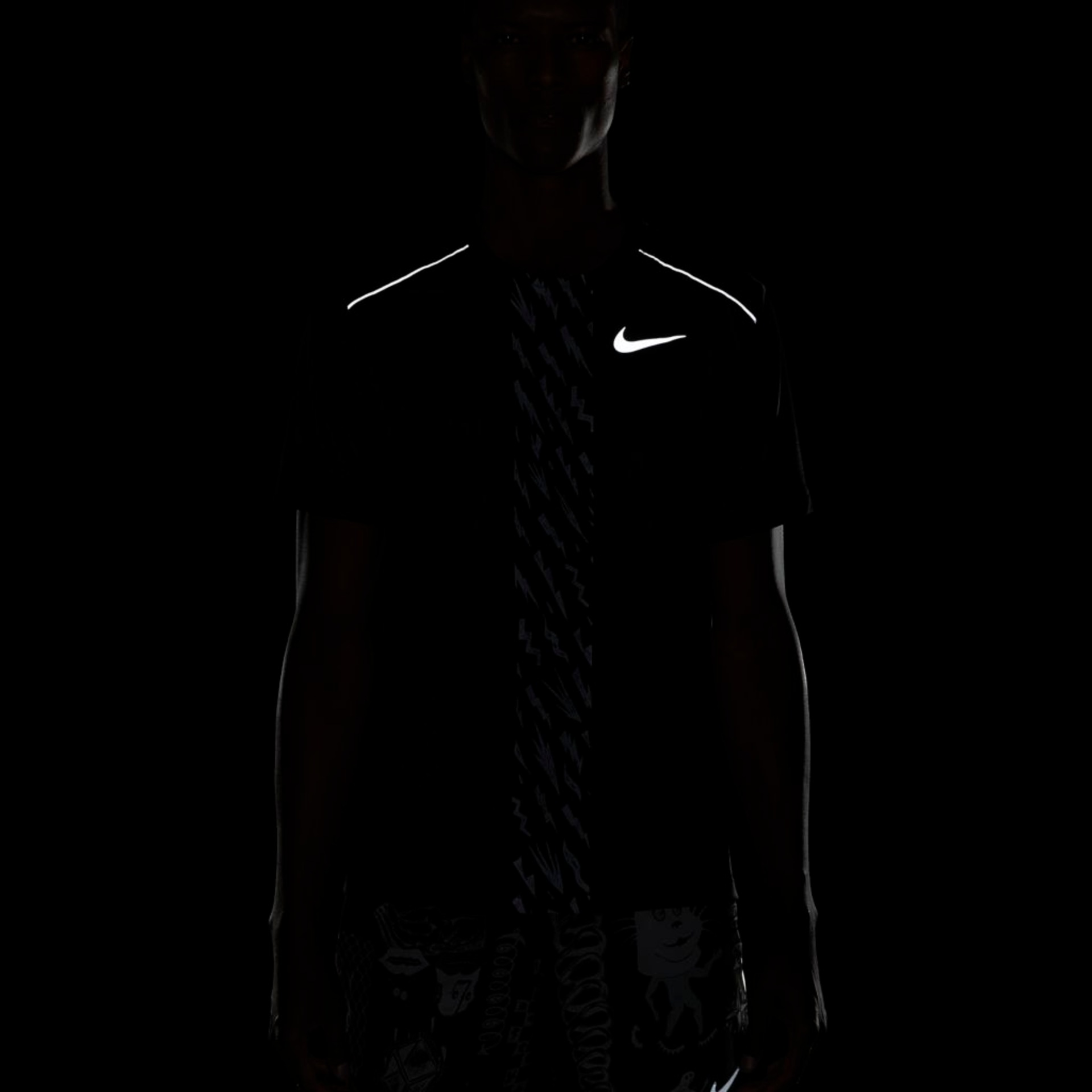 Camiseta Nike Dri-FIT Miler Masculina - Foto 7