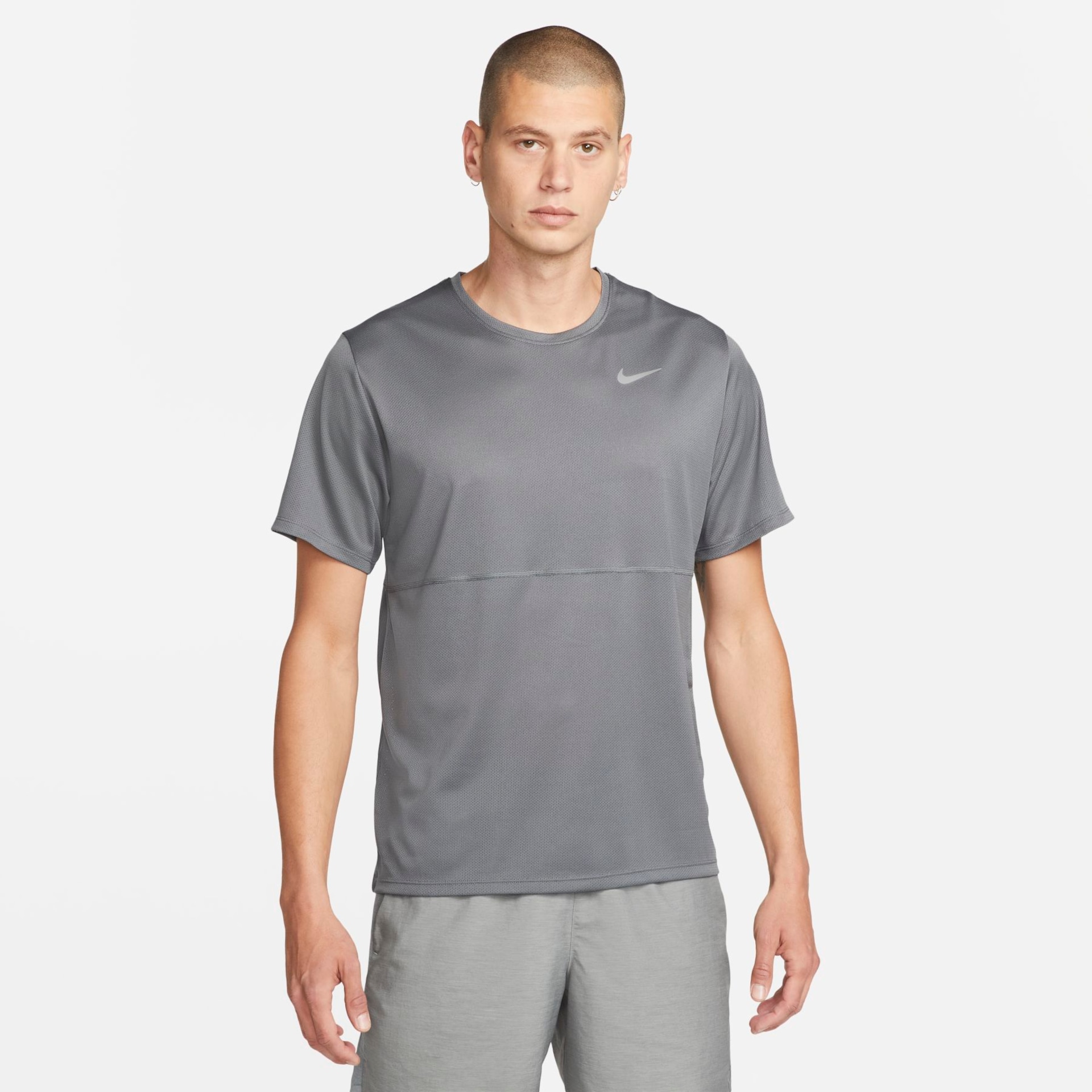 Camiseta Nike Breathe Masculina - Foto 1