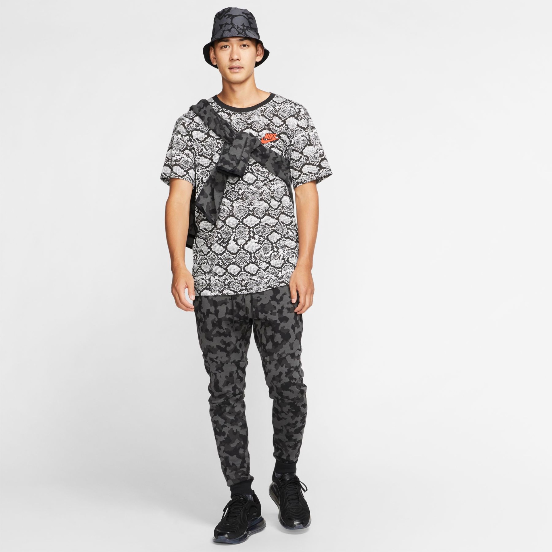 Calça Nike Sportswear Tech Fleece Masculina - Foto 6