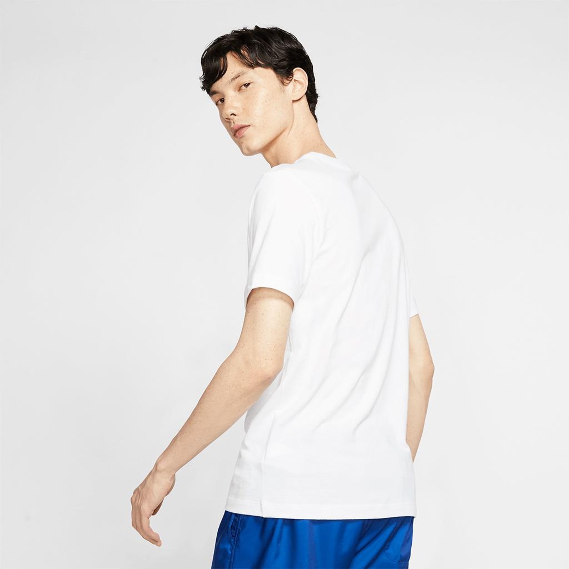 Camiseta Nike Sportswear Tee AM270 Art Masculina - Foto 2