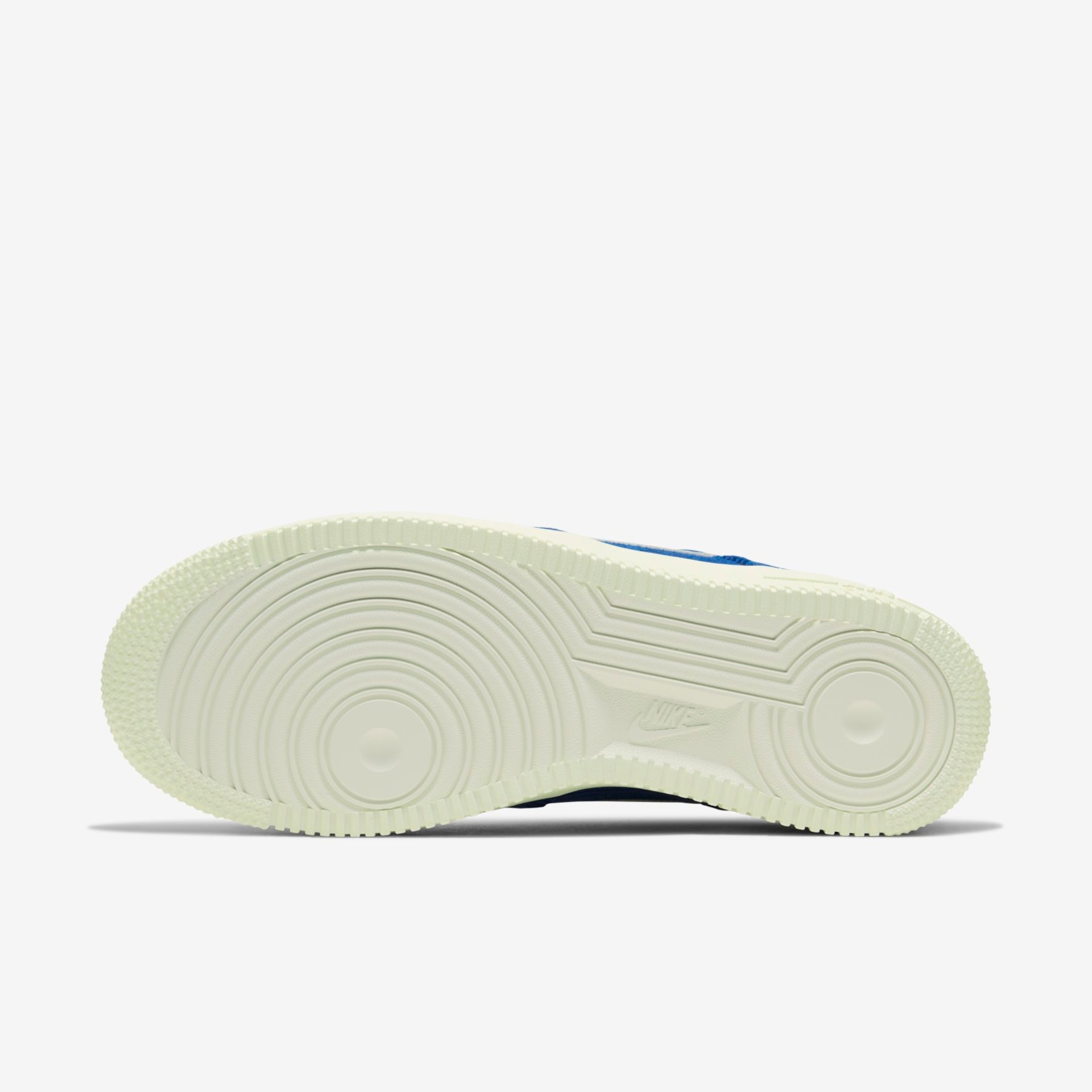 Tênis Nike x Olivia Kim Air Force 1 '07 Feminino - Foto 2