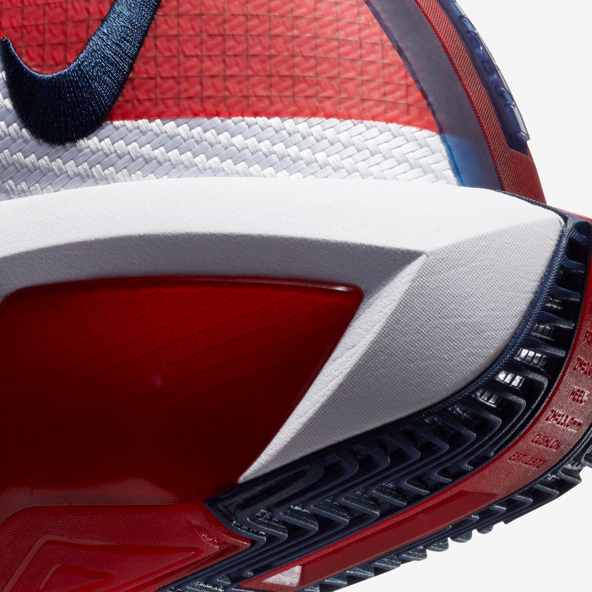 Tênis Nike LeBron Soldier 14 Masculino - Foto 8