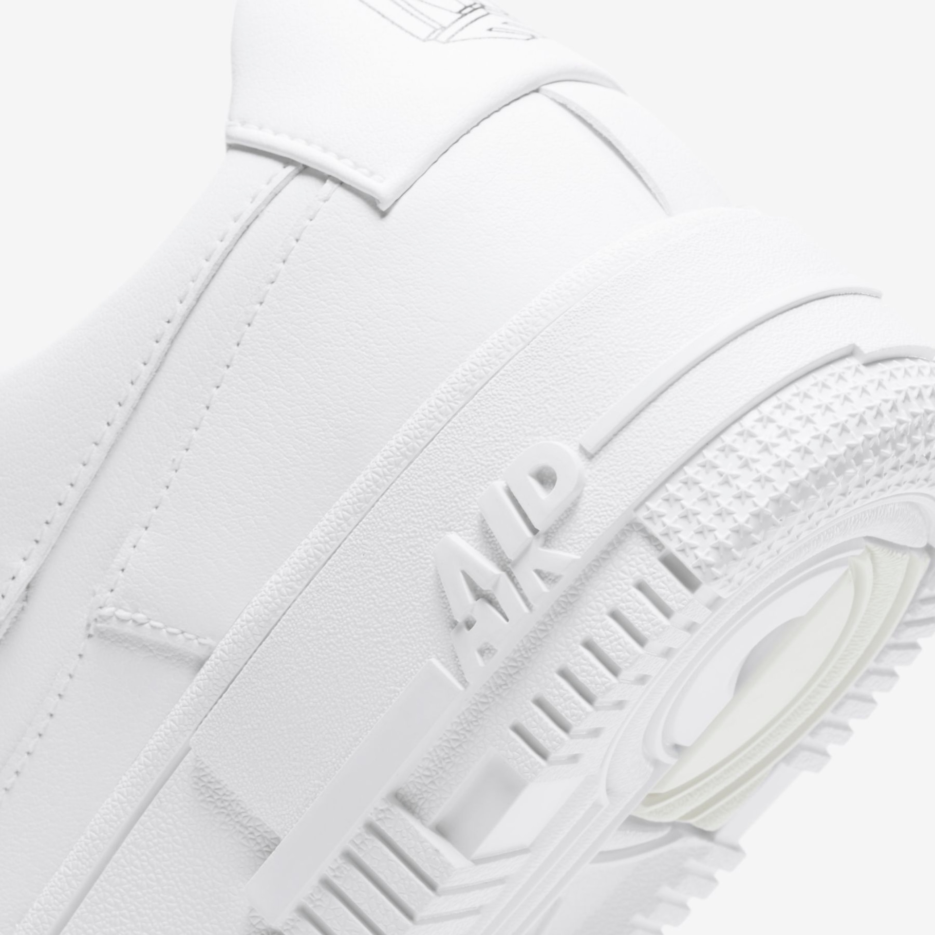 Tênis Nike Air Force 1 Pixel Feminino - Foto 8