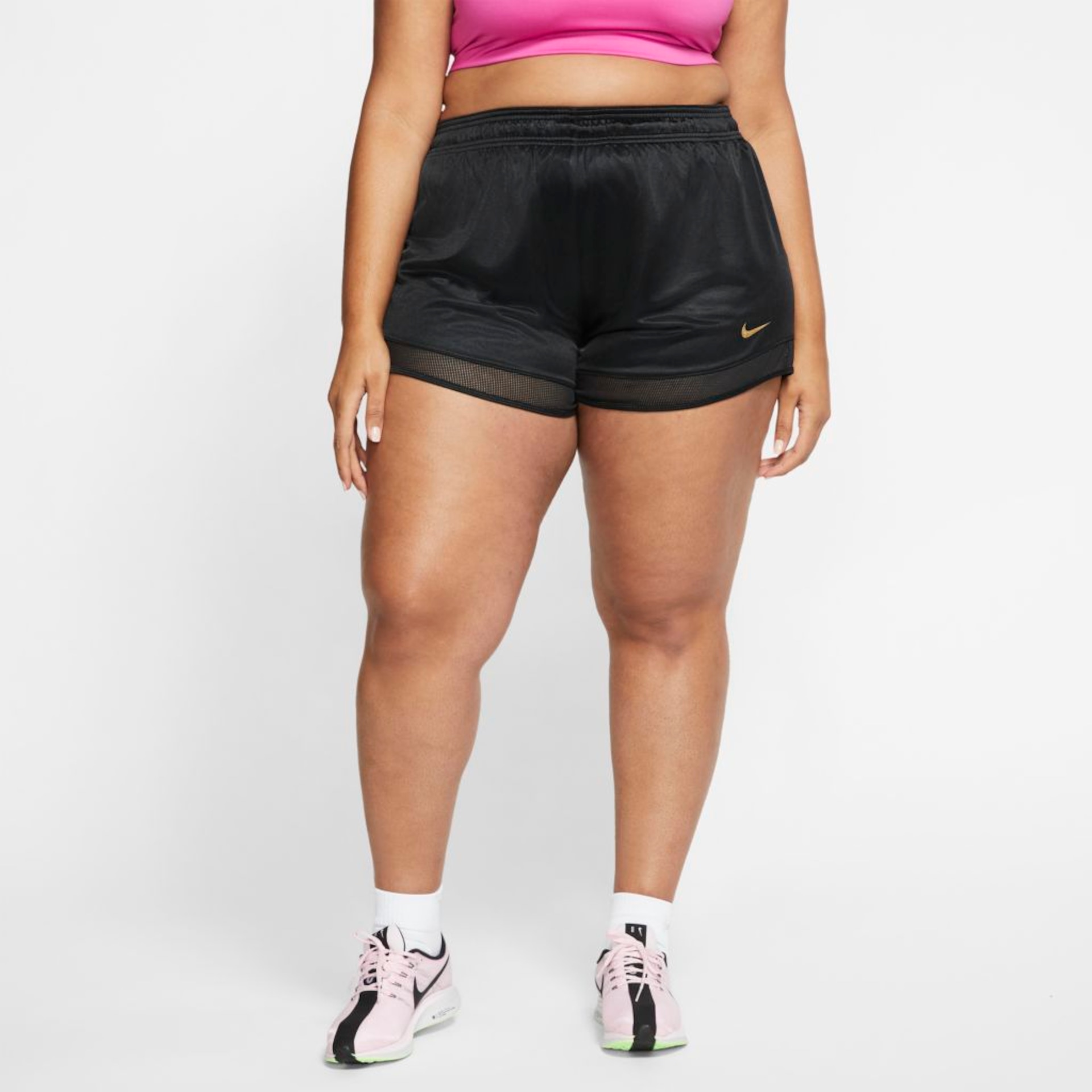 Plus Size - Shorts Nike Feminino - Foto 3