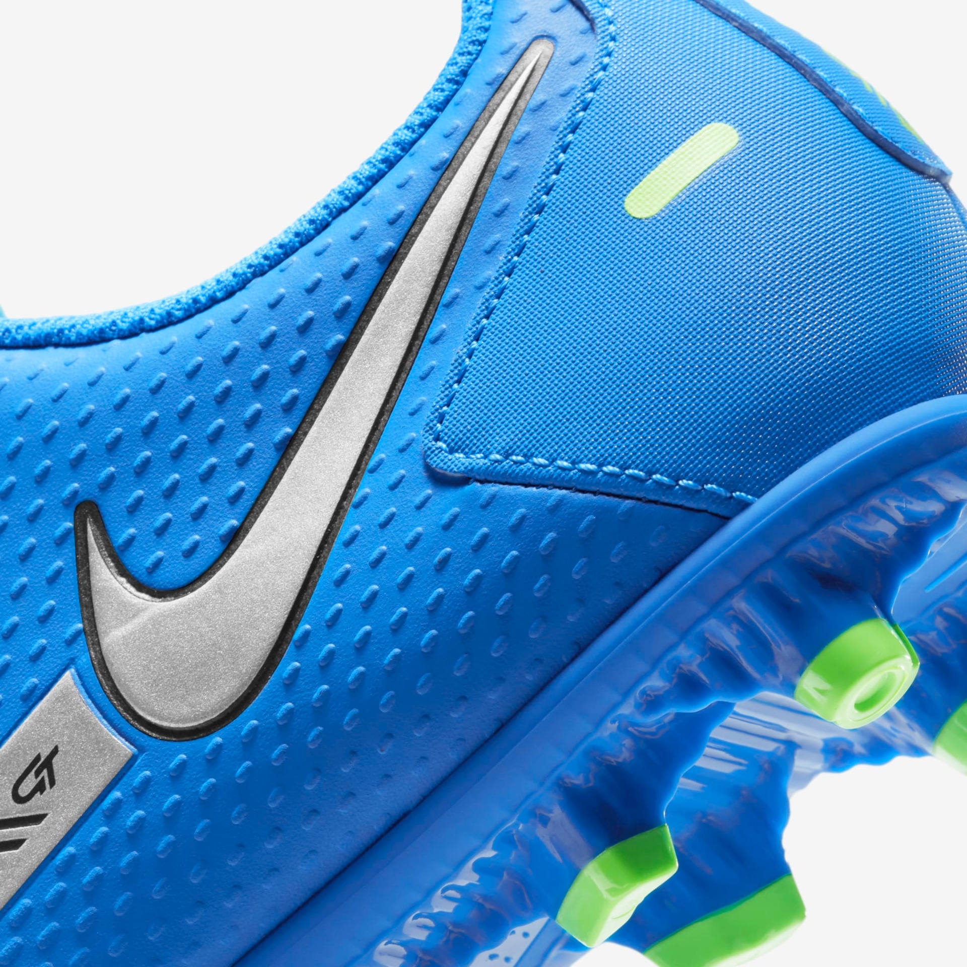 Chuteira Nike Phantom GT Club Campo - Foto 9