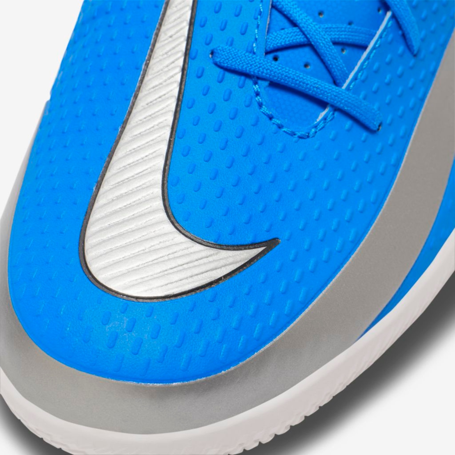 Chuteira Nike Phantom GT Club Futsal - Foto 8
