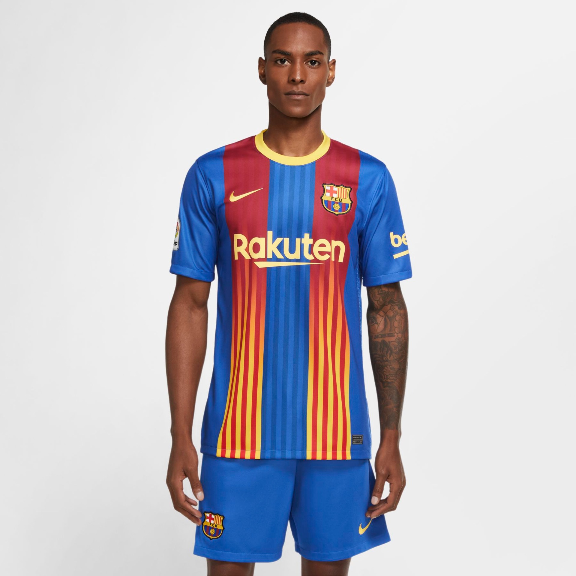 Camiseta Nike Barcelona El Clásico 2021/22 Torcedor Masculina - Foto 1