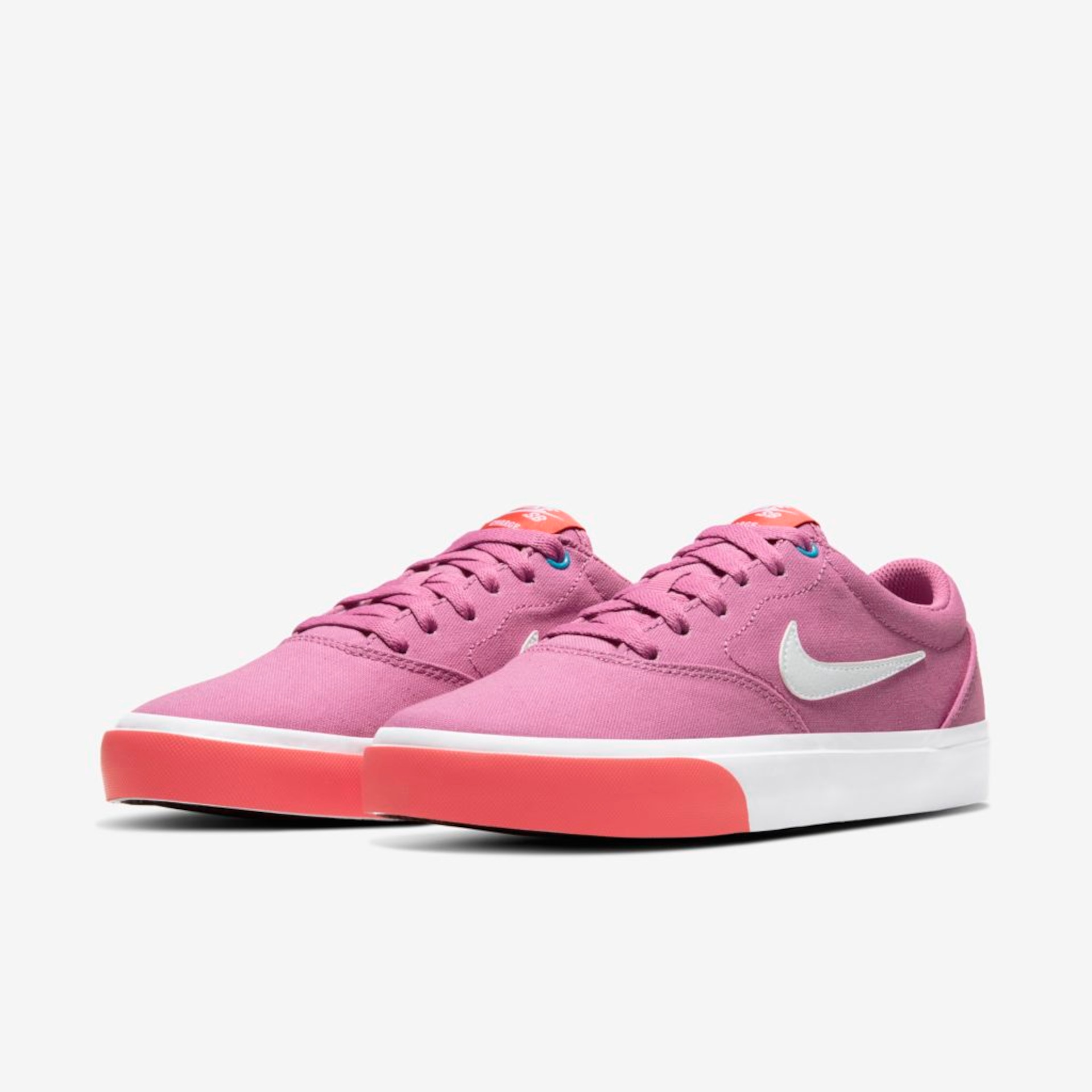 Tênis Nike SB Charge Canvas Feminino - Foto 5