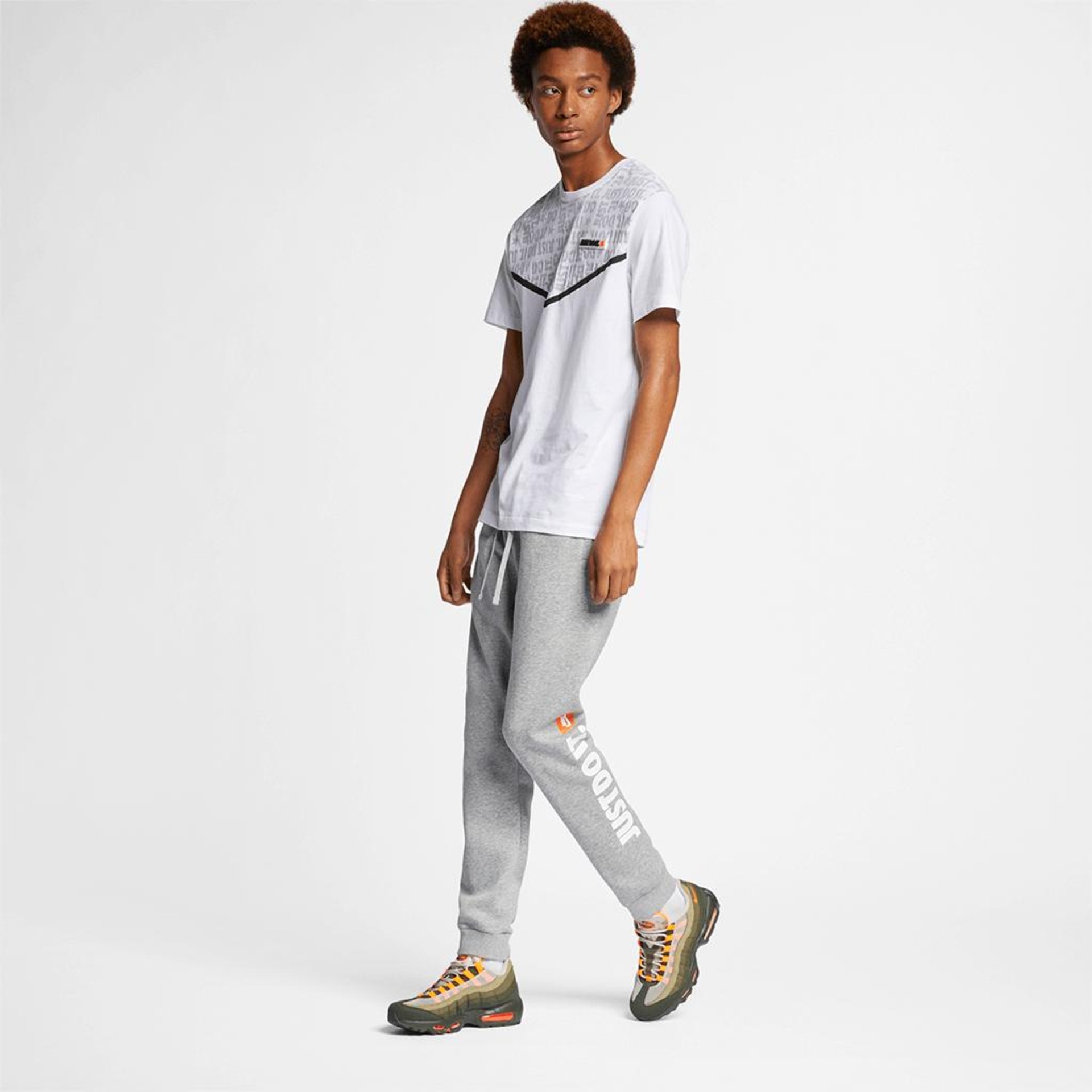 Calça Nike Sportswear Just Do It Masculina - Foto 5