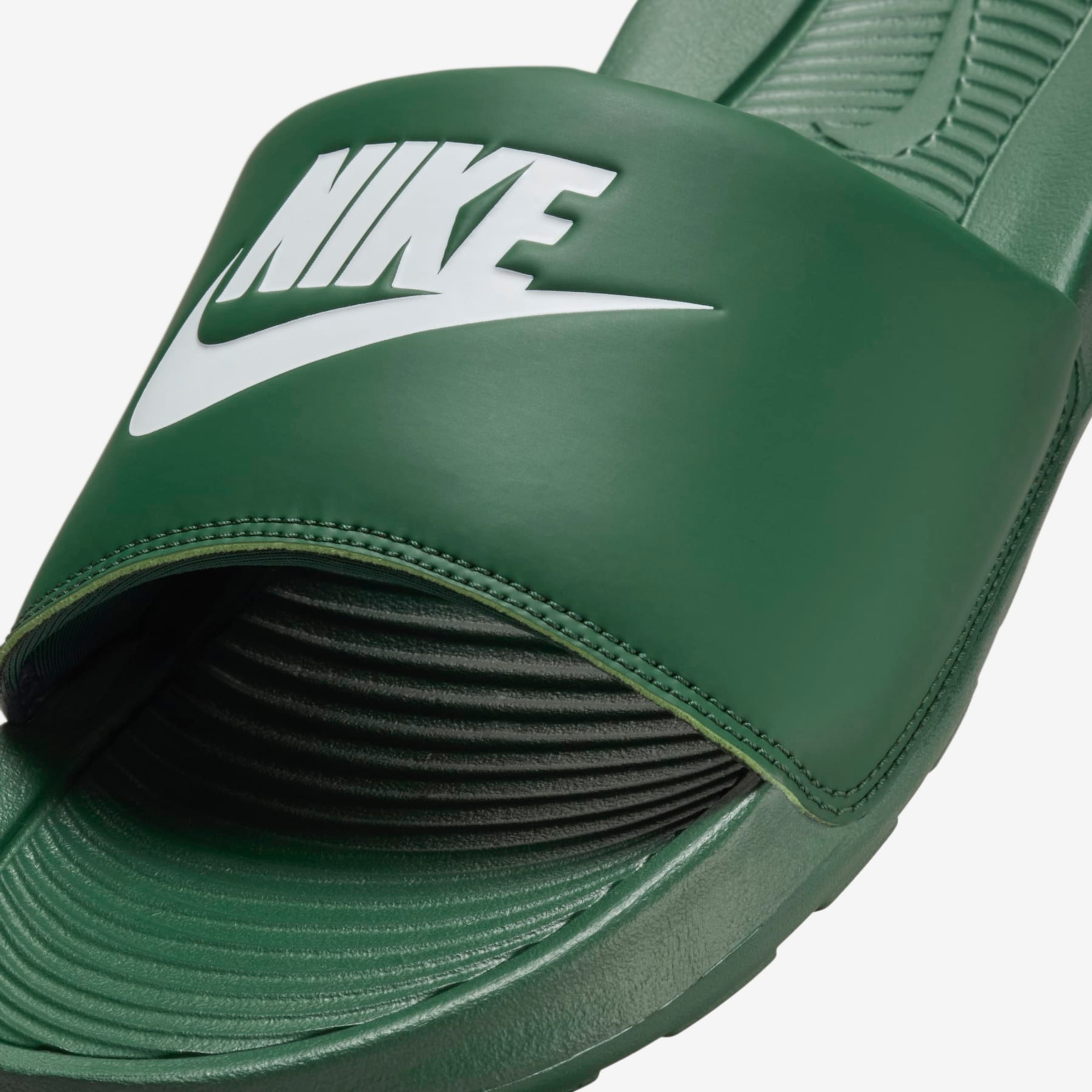 Chinelo Nike Victori One Masculino - Foto 6