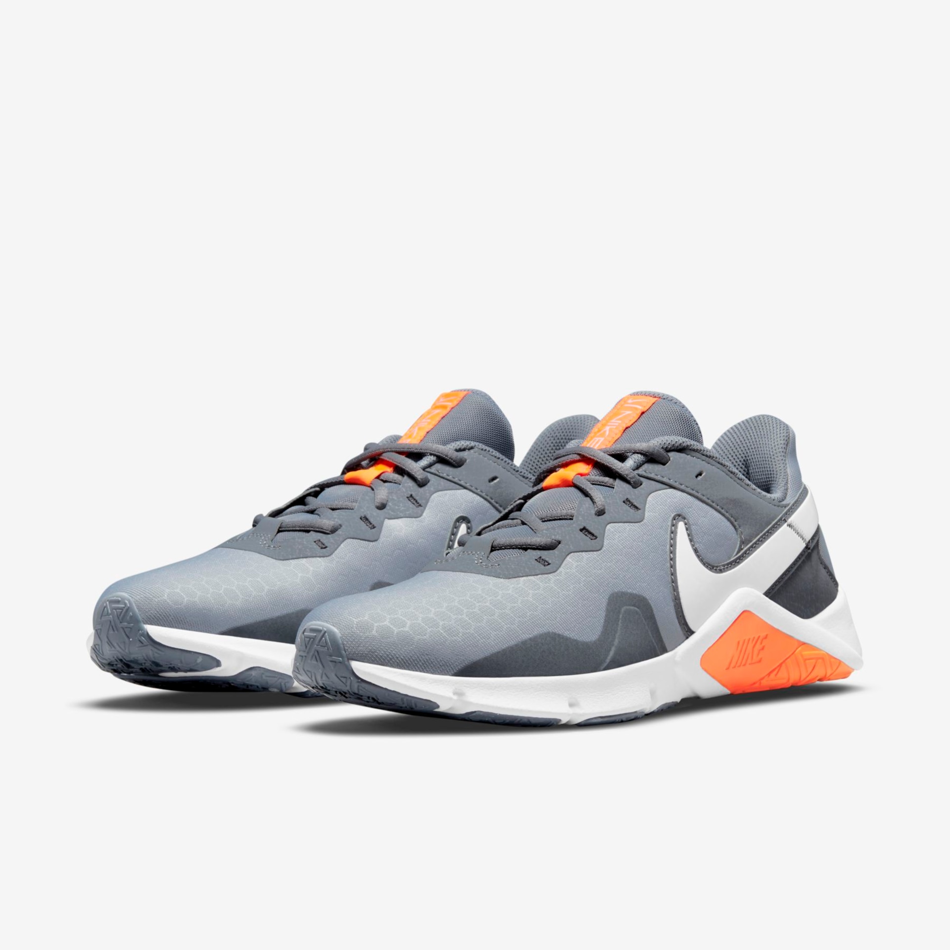 Tênis Nike Legend Essential 2 Masculino - Foto 5