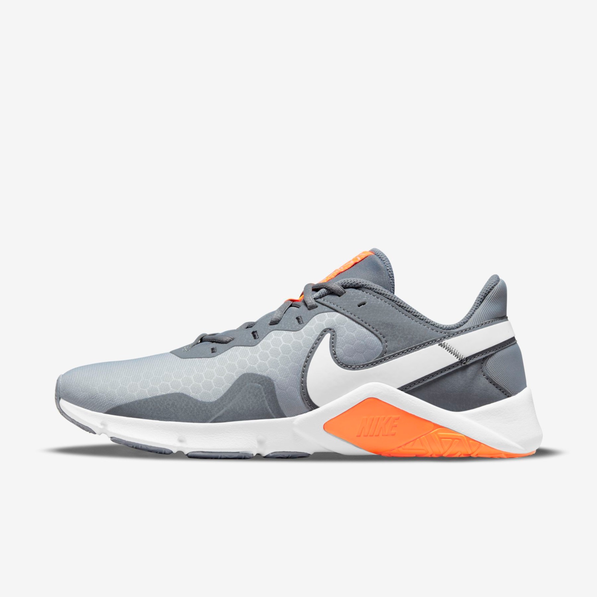 Tênis Nike Legend Essential 2 Masculino - Foto 1