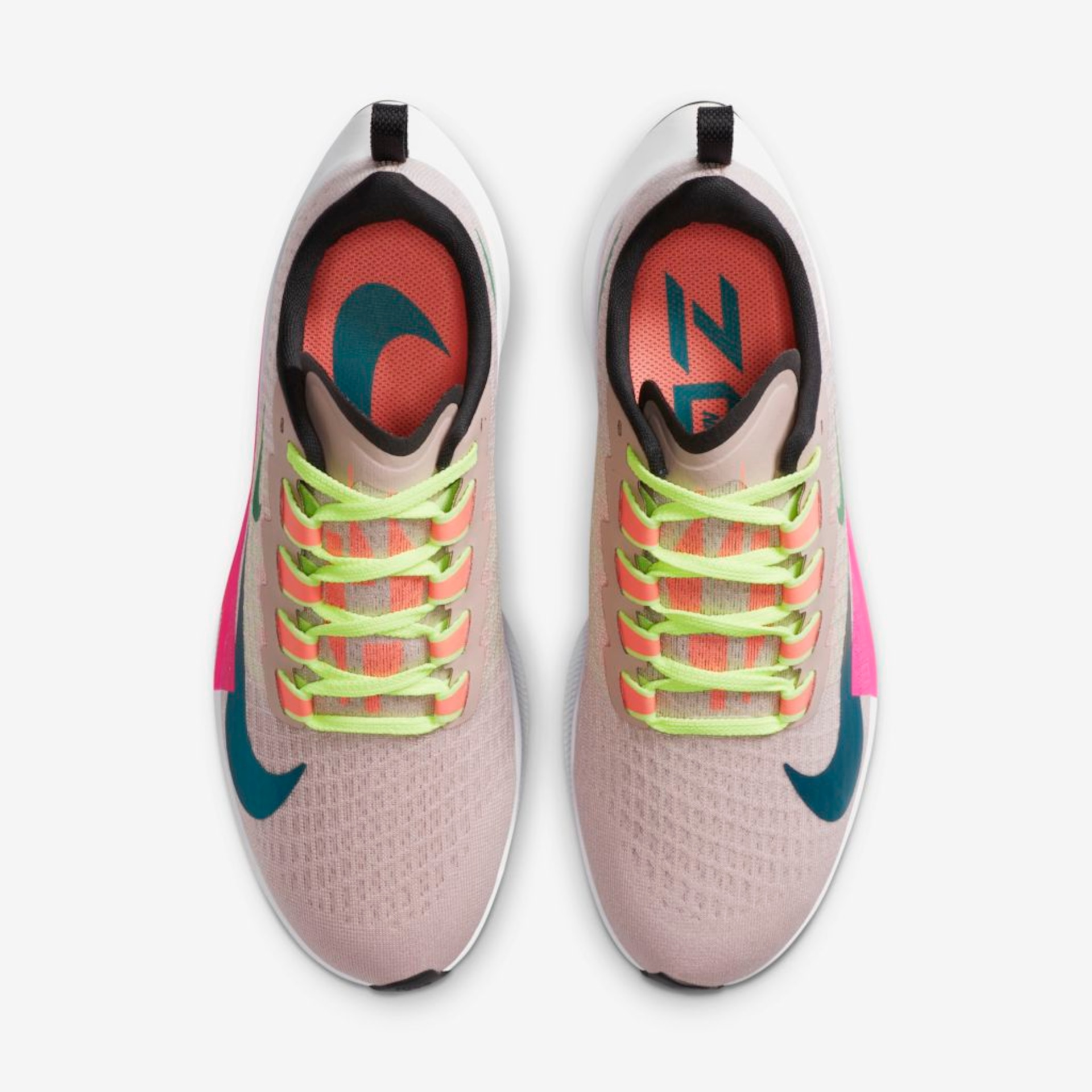 Tênis Nike Air Zoom Pegasus 37 Premium Feminino - Foto 4