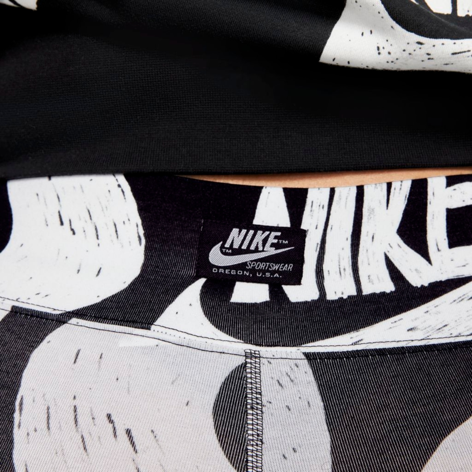 Plus Size - Legging Nike Sportswear Feminina - Foto 3