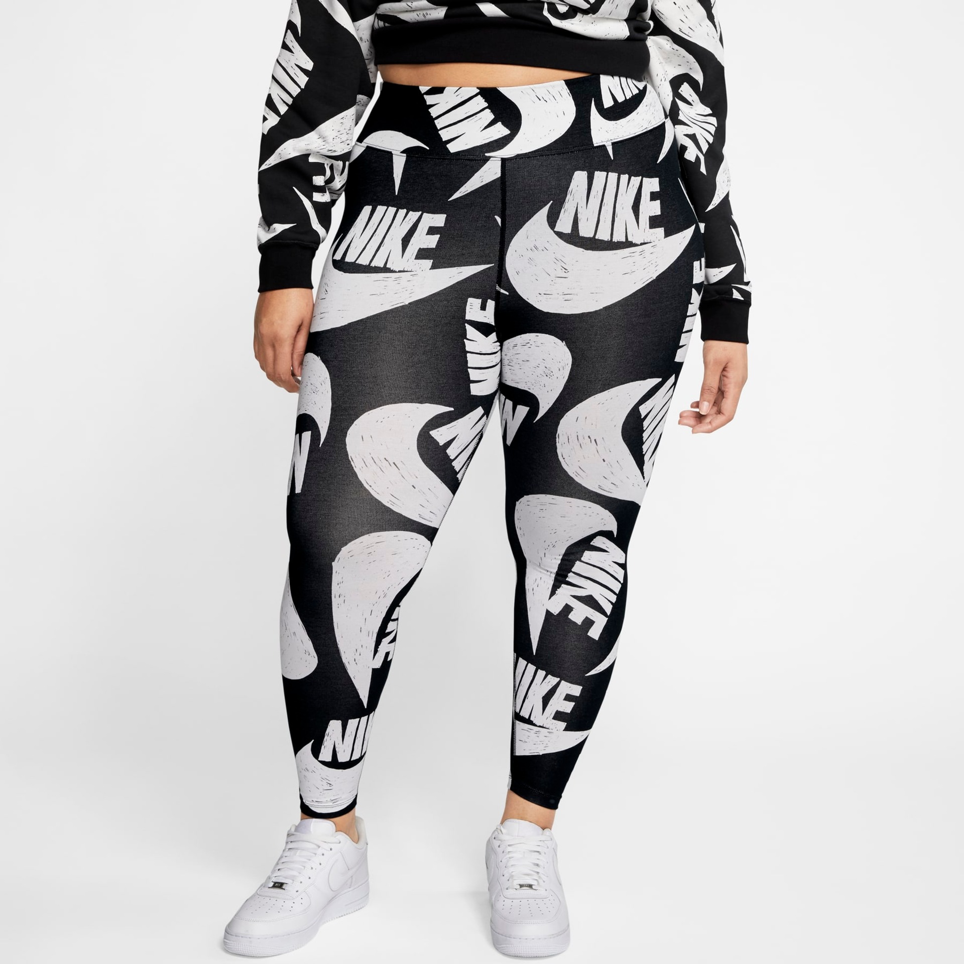 Plus Size - Legging Nike Sportswear Feminina - Foto 1