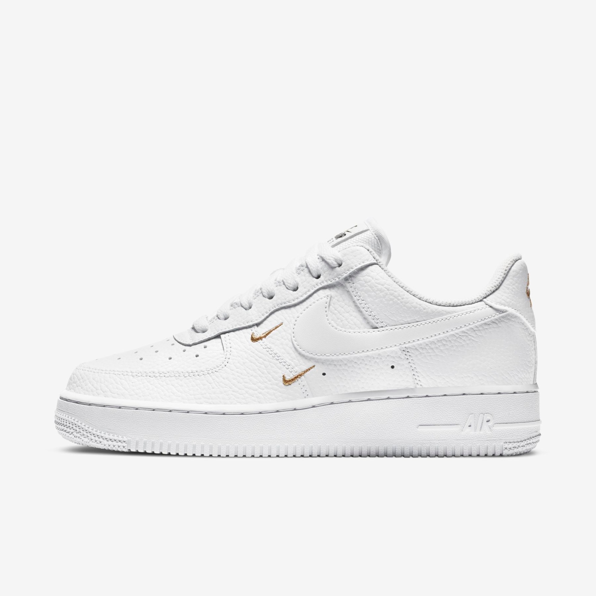 Tênis Nike Air Force 1'07 Essential Feminino - Foto 1