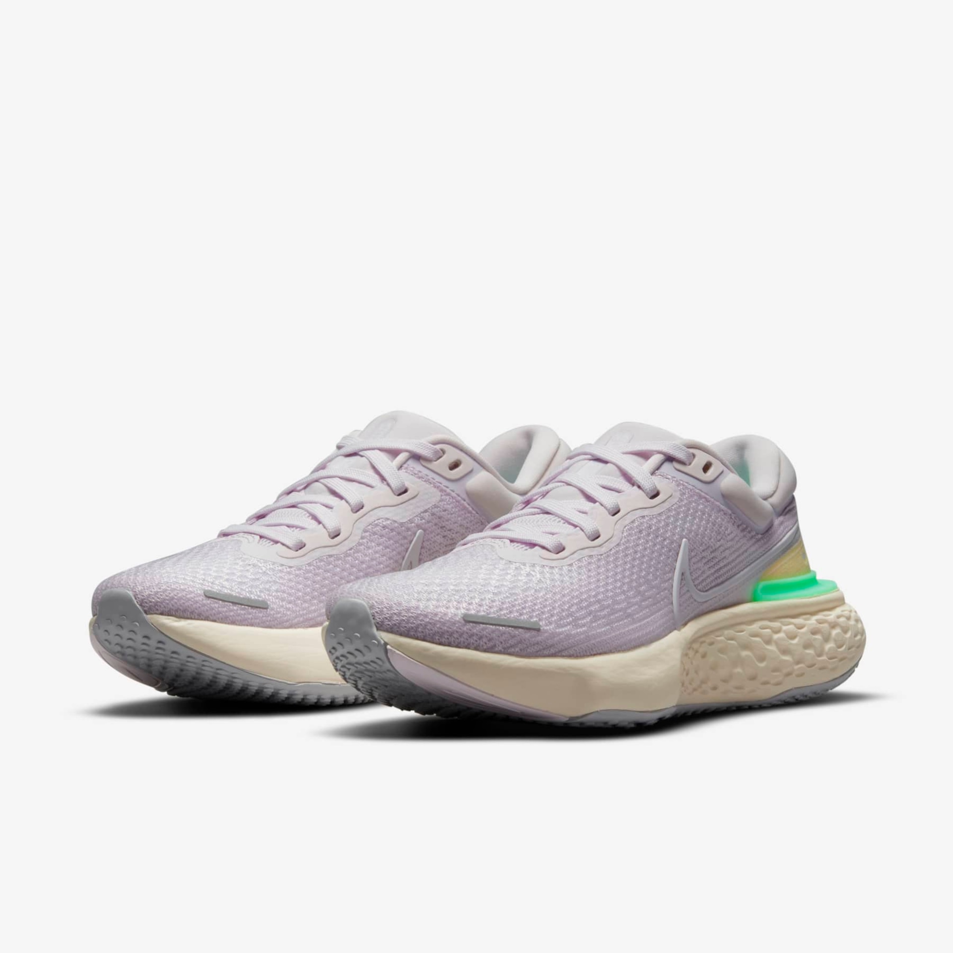 Tênis Nike ZoomX Invincible Run Flyknit Feminino - Foto 5