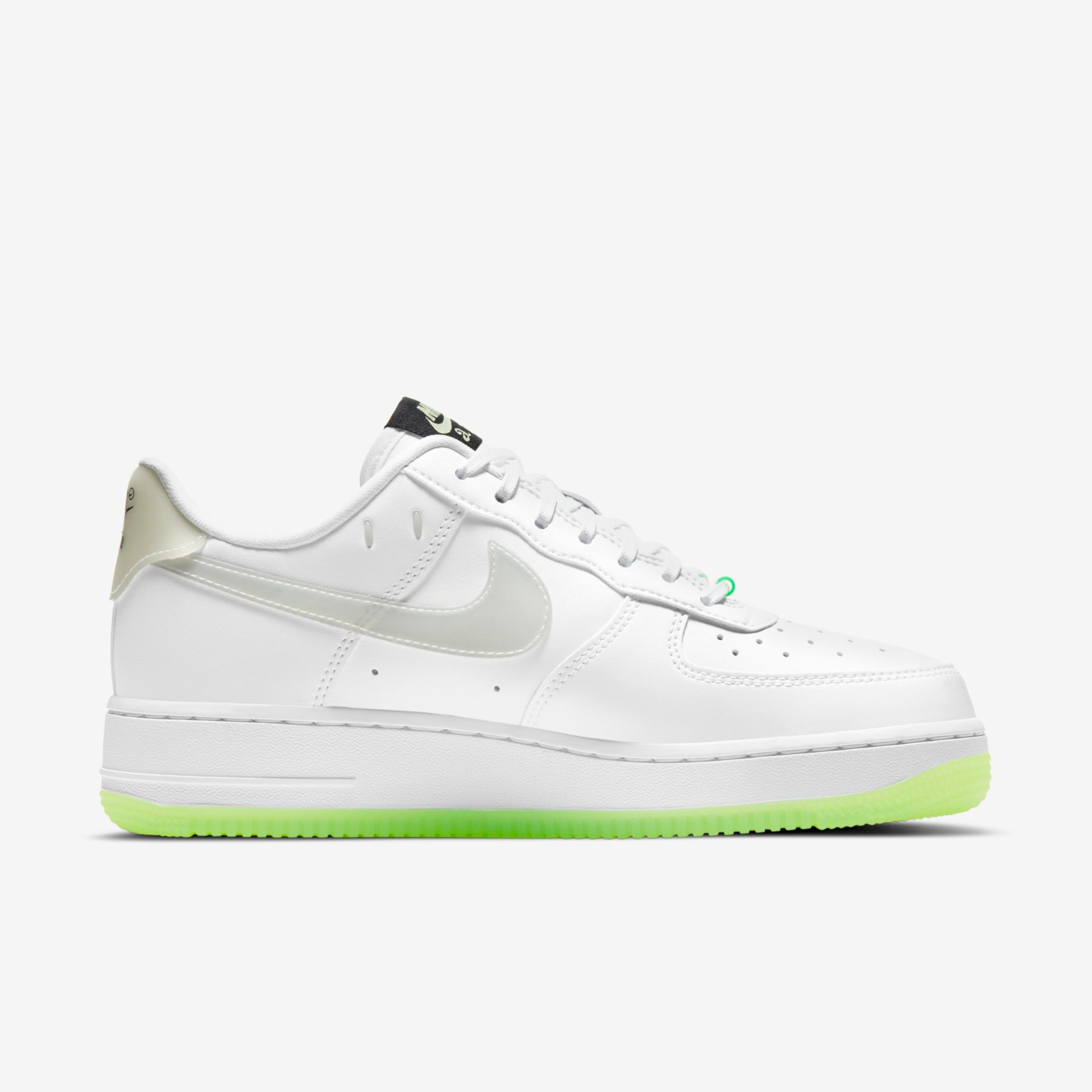 Tênis Nike Air Force 1 '07 LX Feminino - Foto 3