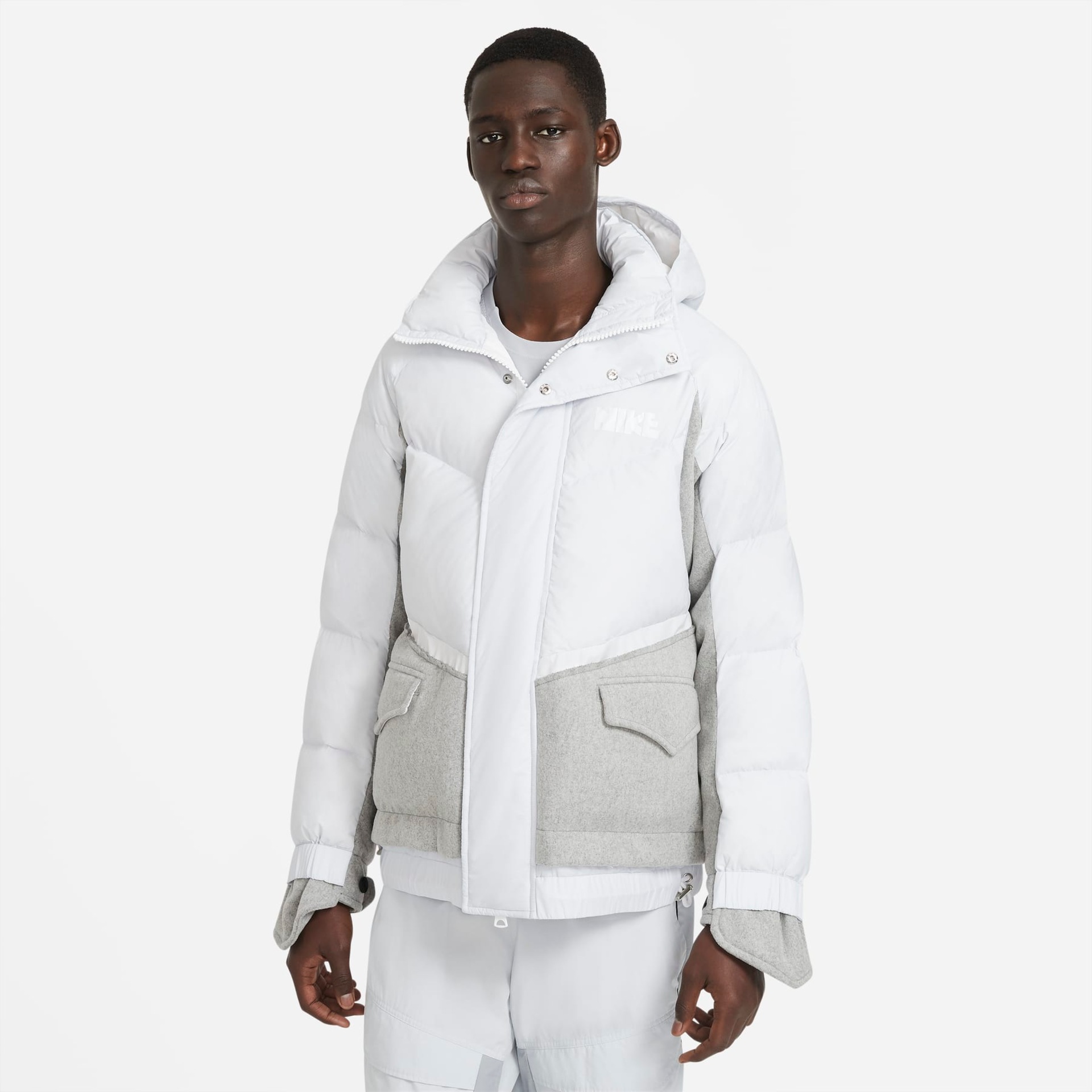 Jaqueta Nike x Sacai Masculina - Foto 1