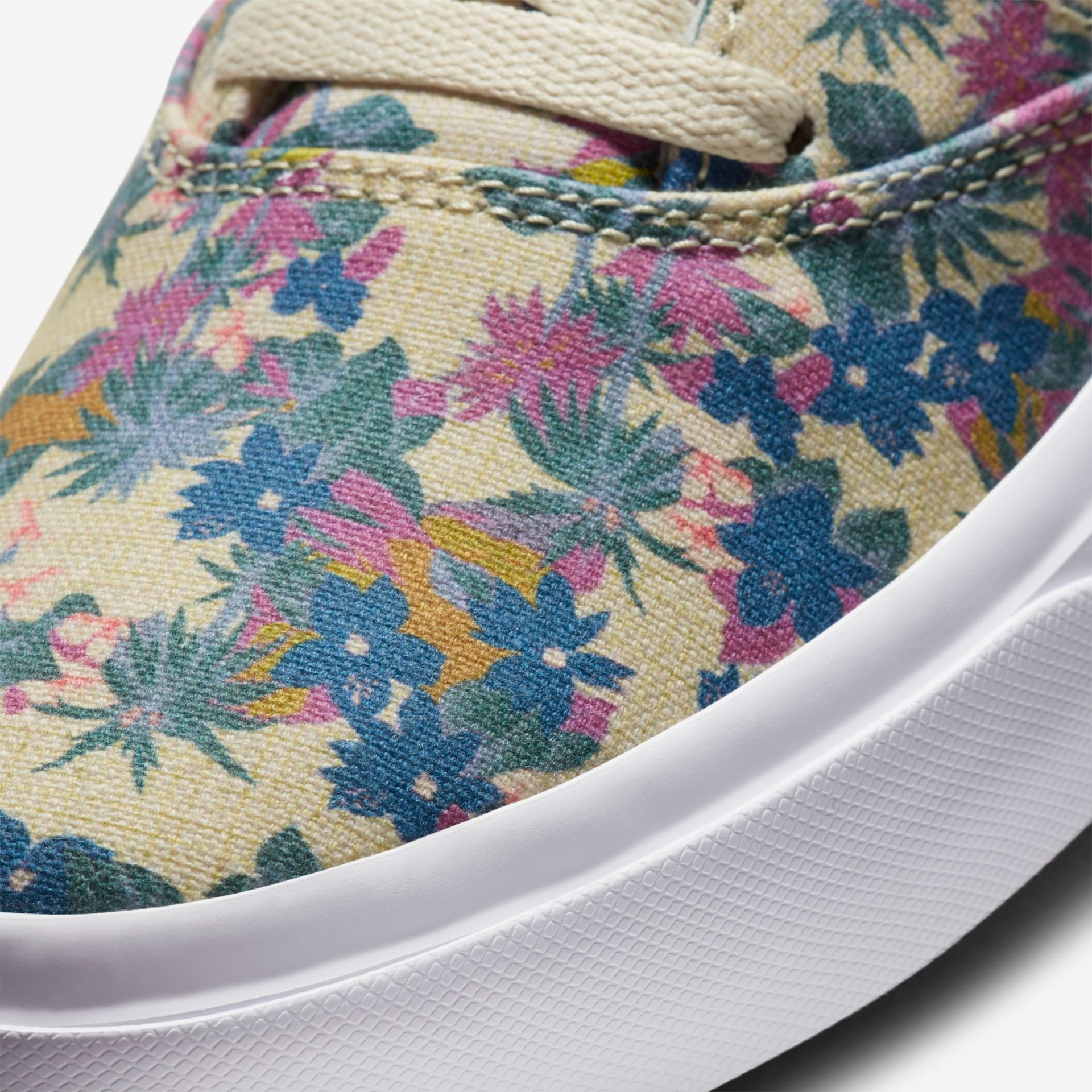 Tênis Nike SB Charge Canvas Premium Feminino - Foto 7