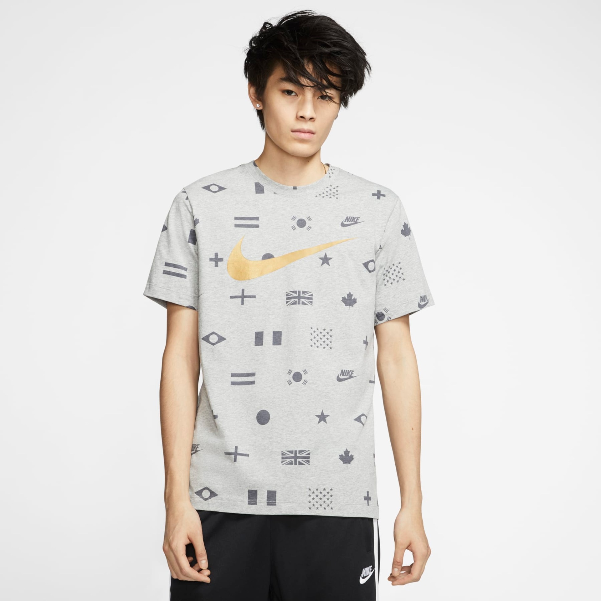 Camiseta Nike Sportswear Masculina - Foto 1