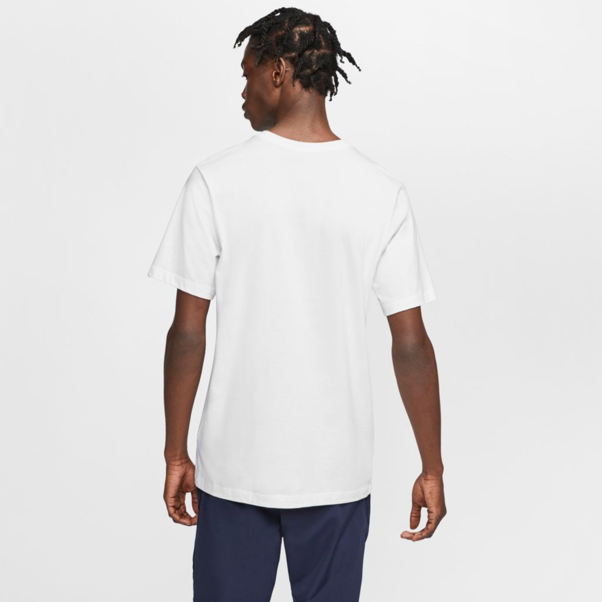Camiseta Nike Sportswear Masculina - Foto 2