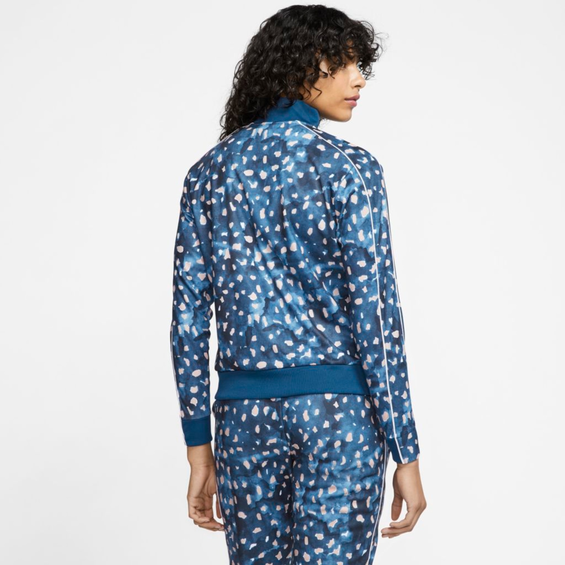 Jaqueta Nike Court Feminina - Foto 2