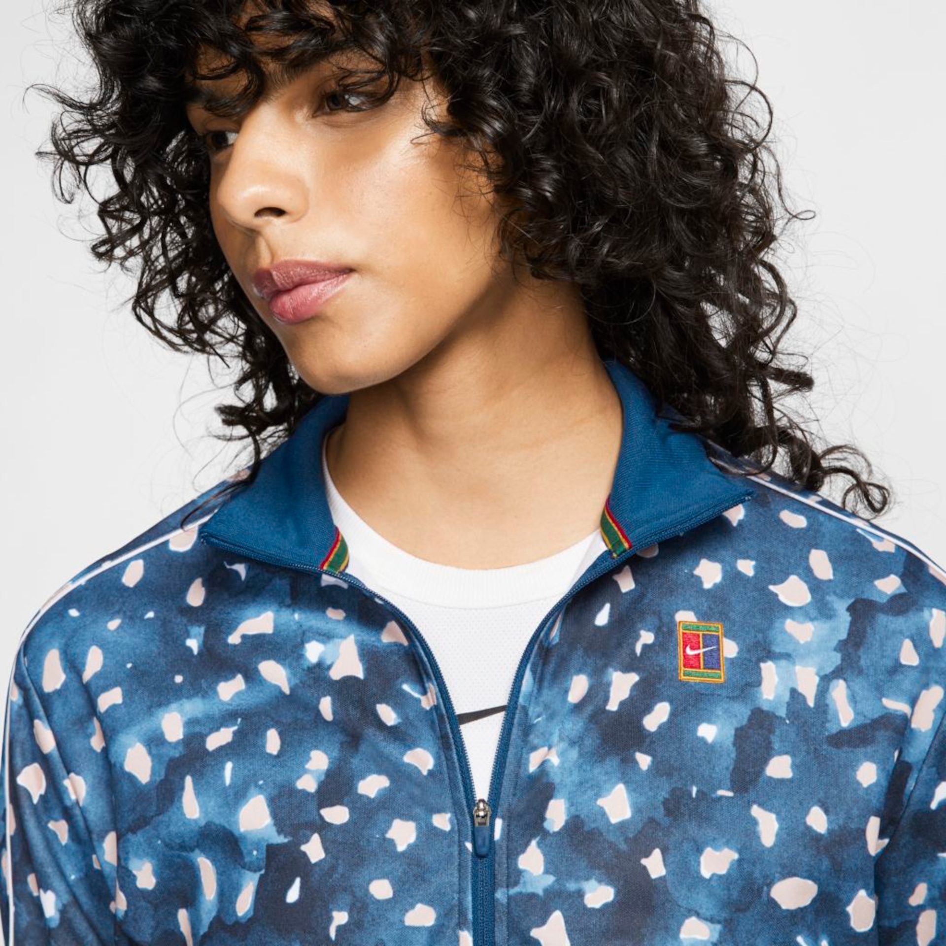 Jaqueta Nike Court Feminina - Foto 3