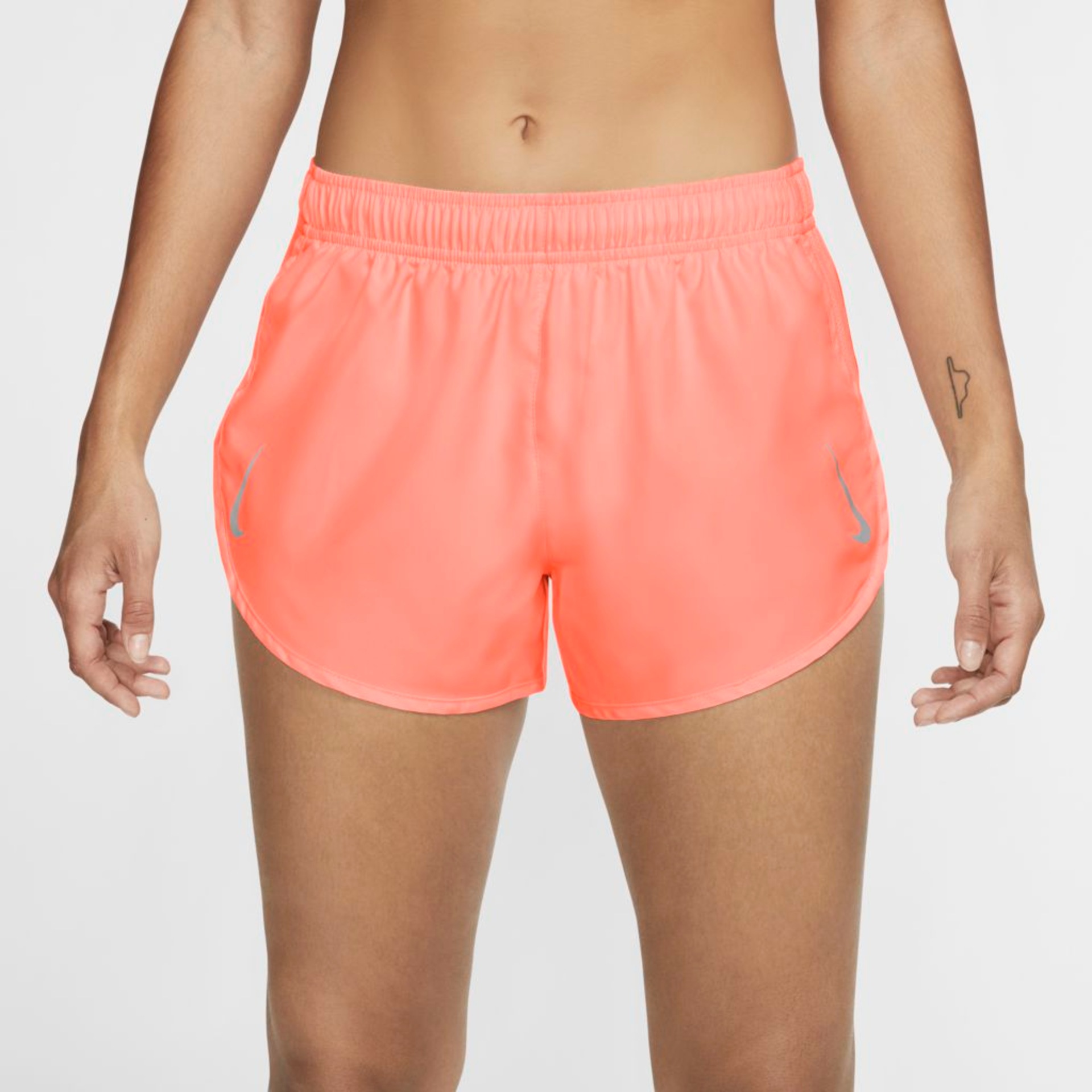 Shorts Nike Tempo Feminino - Foto 2