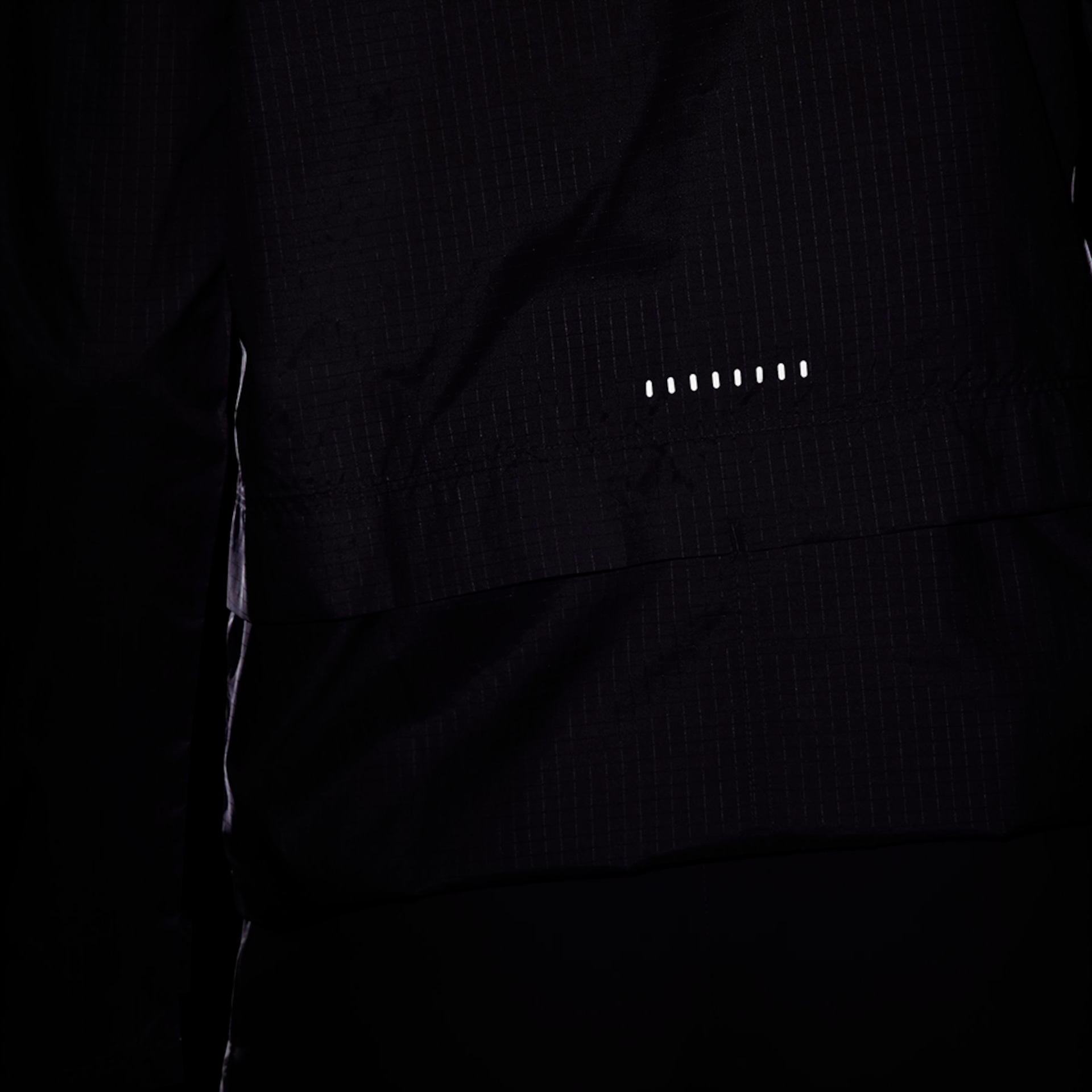 Jaqueta Nike Essential Feminina - Foto 9