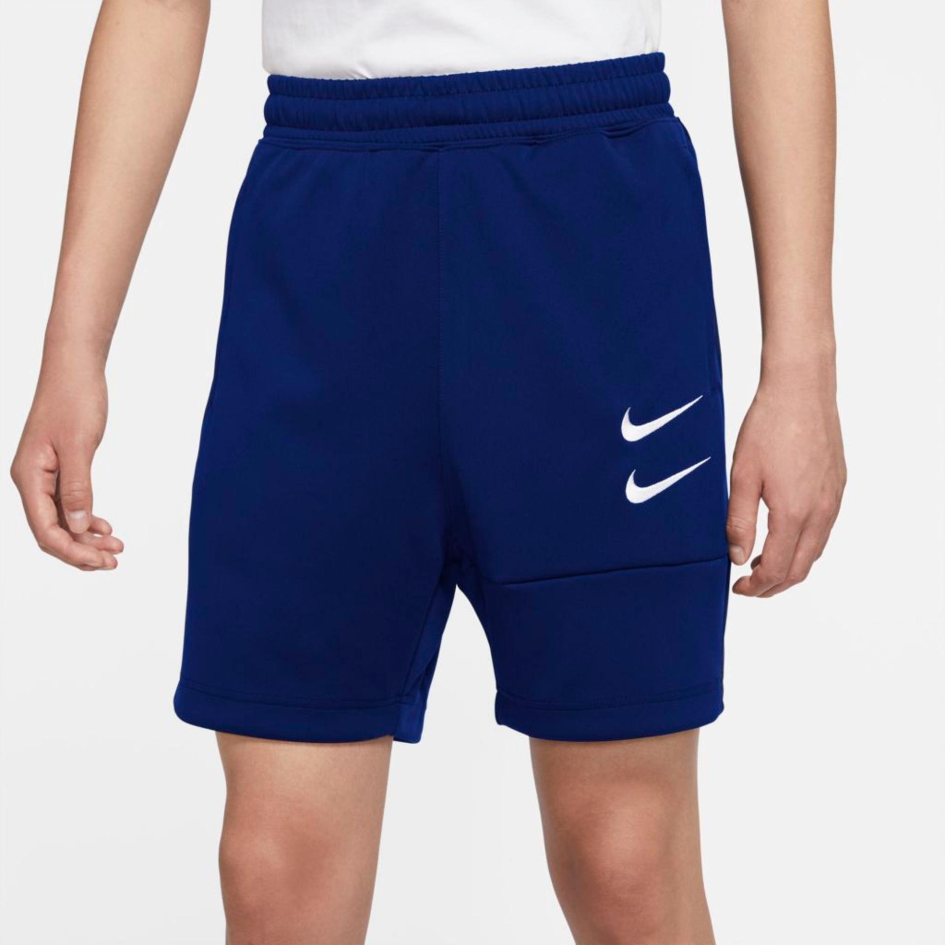 Shorts Nike Sportswear Swoosh Masculino - Foto 2