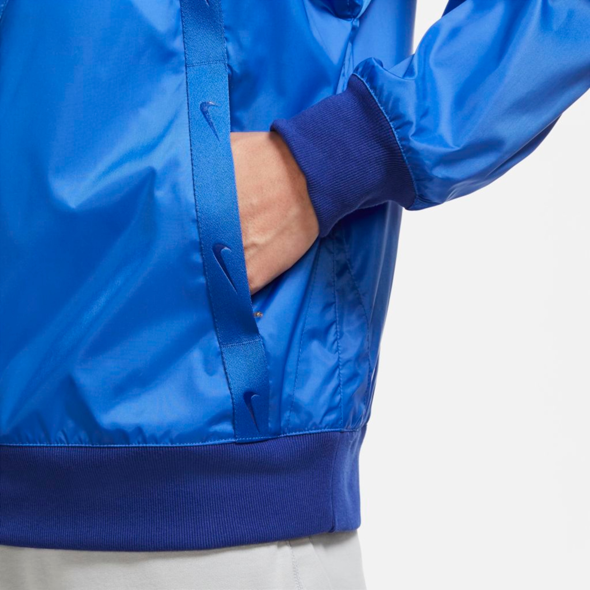 Jaqueta Nike Sportswear Windrunner Revival Masculina - Foto 4